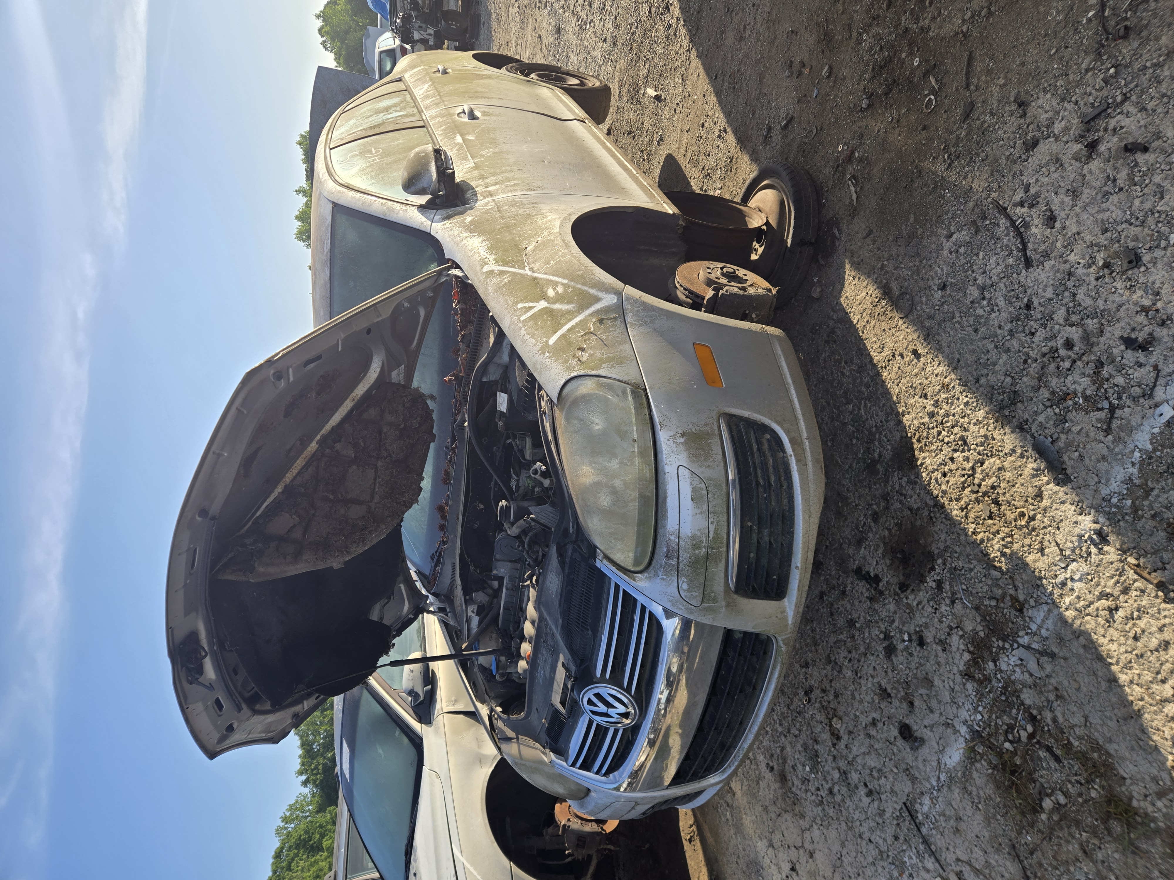 2005 VOLKSWAGEN Jetta