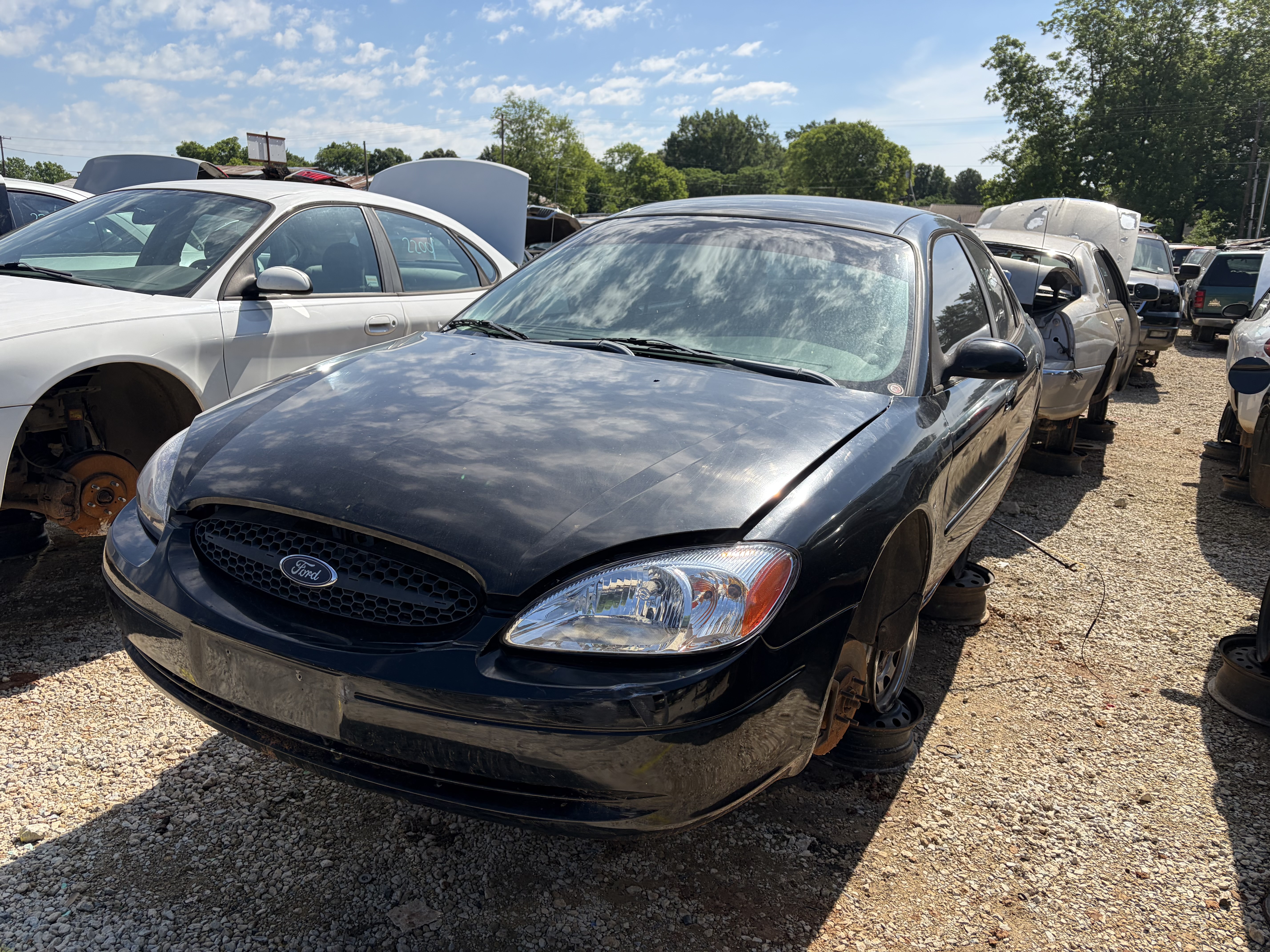2002 FORD Taurus