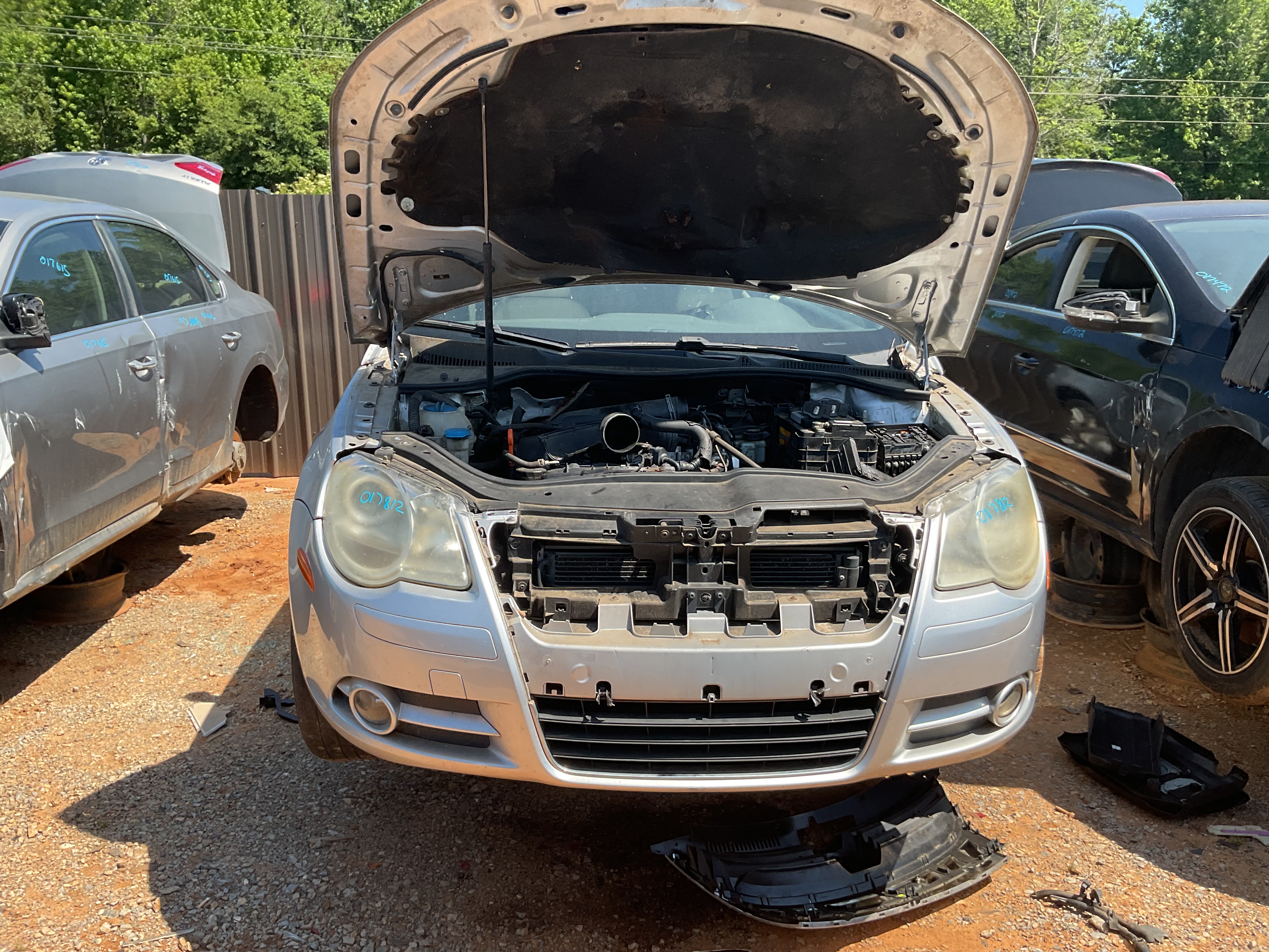 2009 VOLKSWAGEN Eos