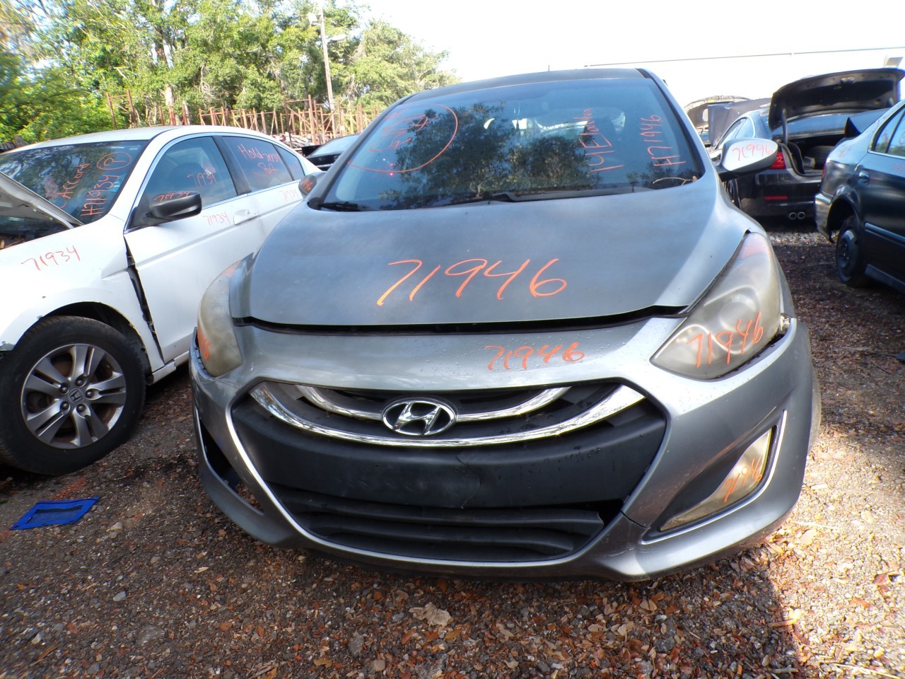 2014 HYUNDAI Elantra