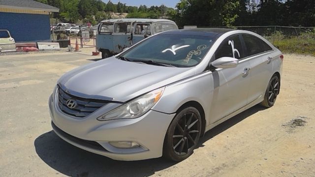 2013 HYUNDAI Sonata