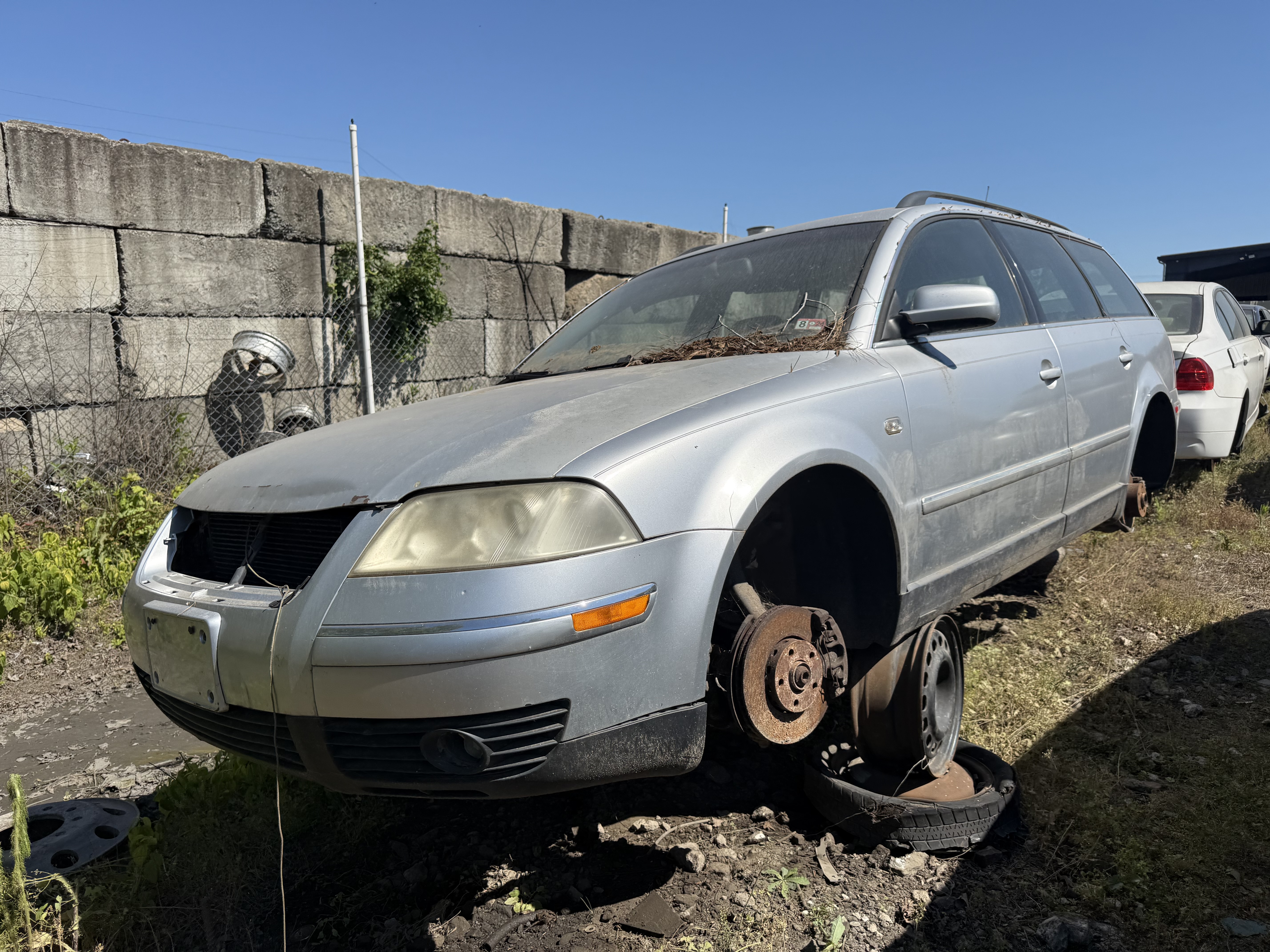 2003 VOLKSWAGEN Passat