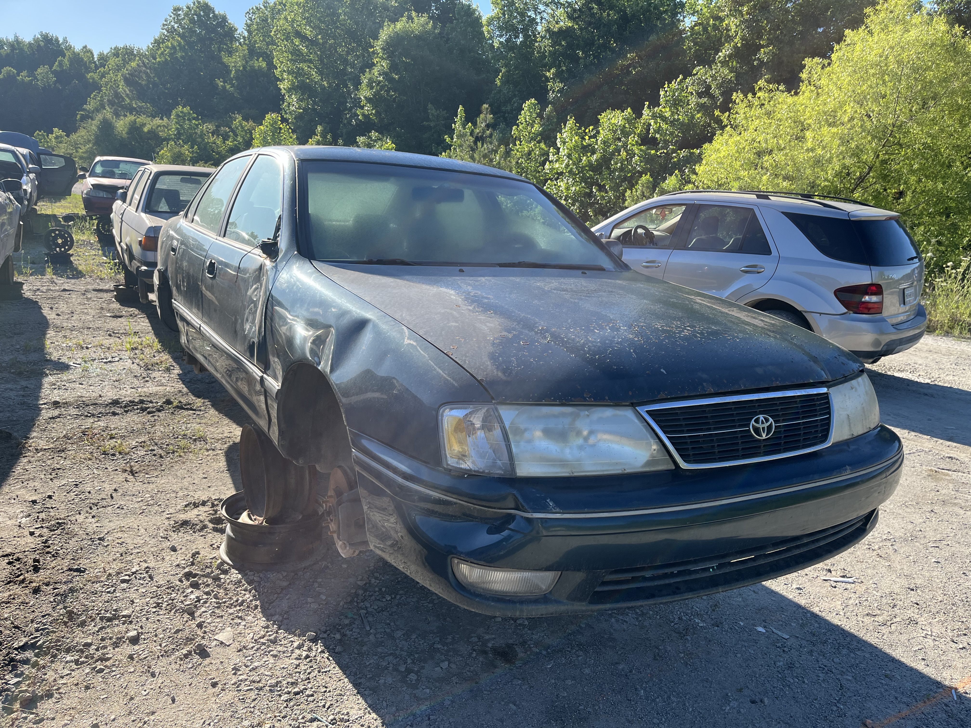1999 TOYOTA Avalon