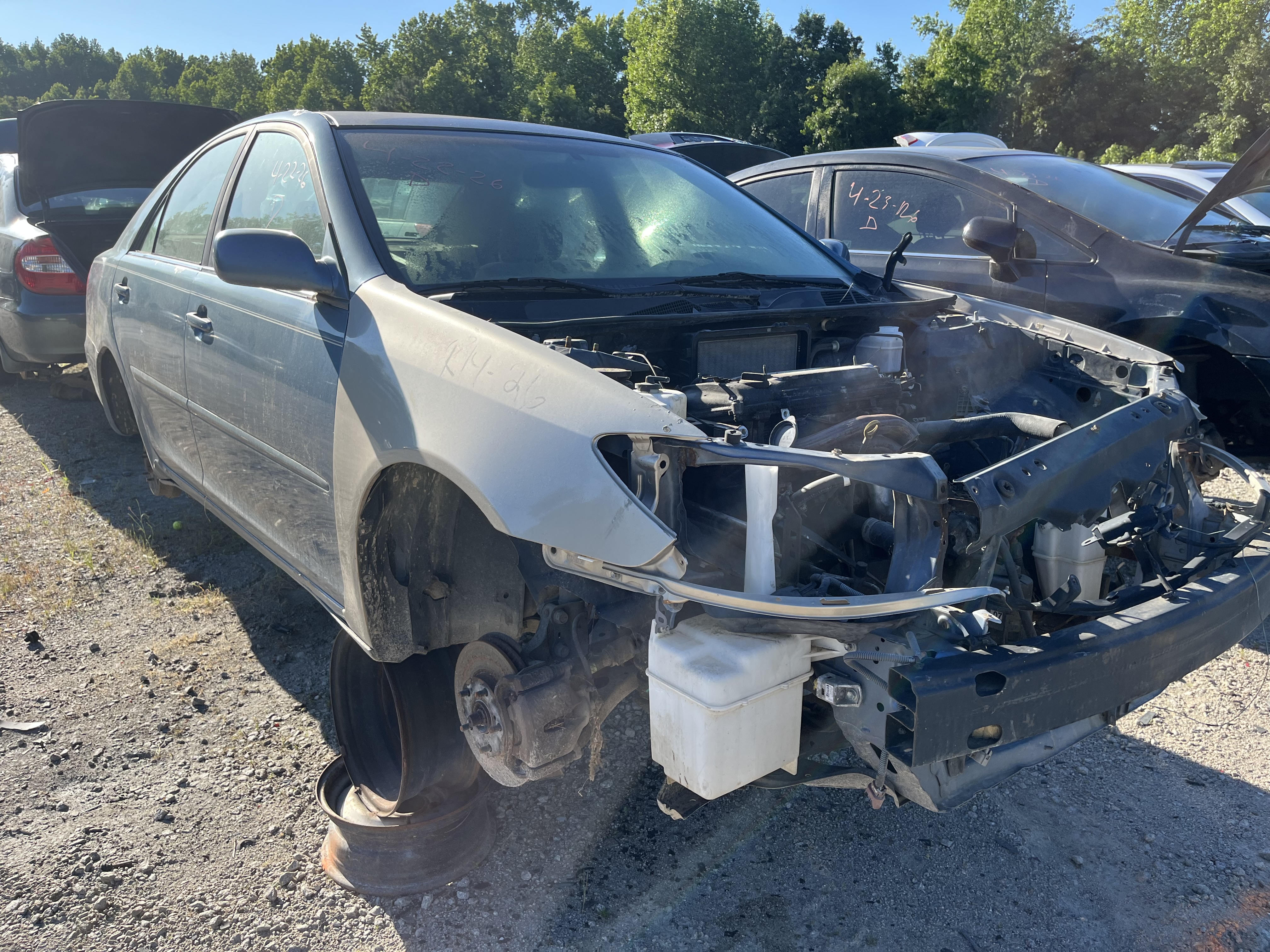 2004 TOYOTA Camry