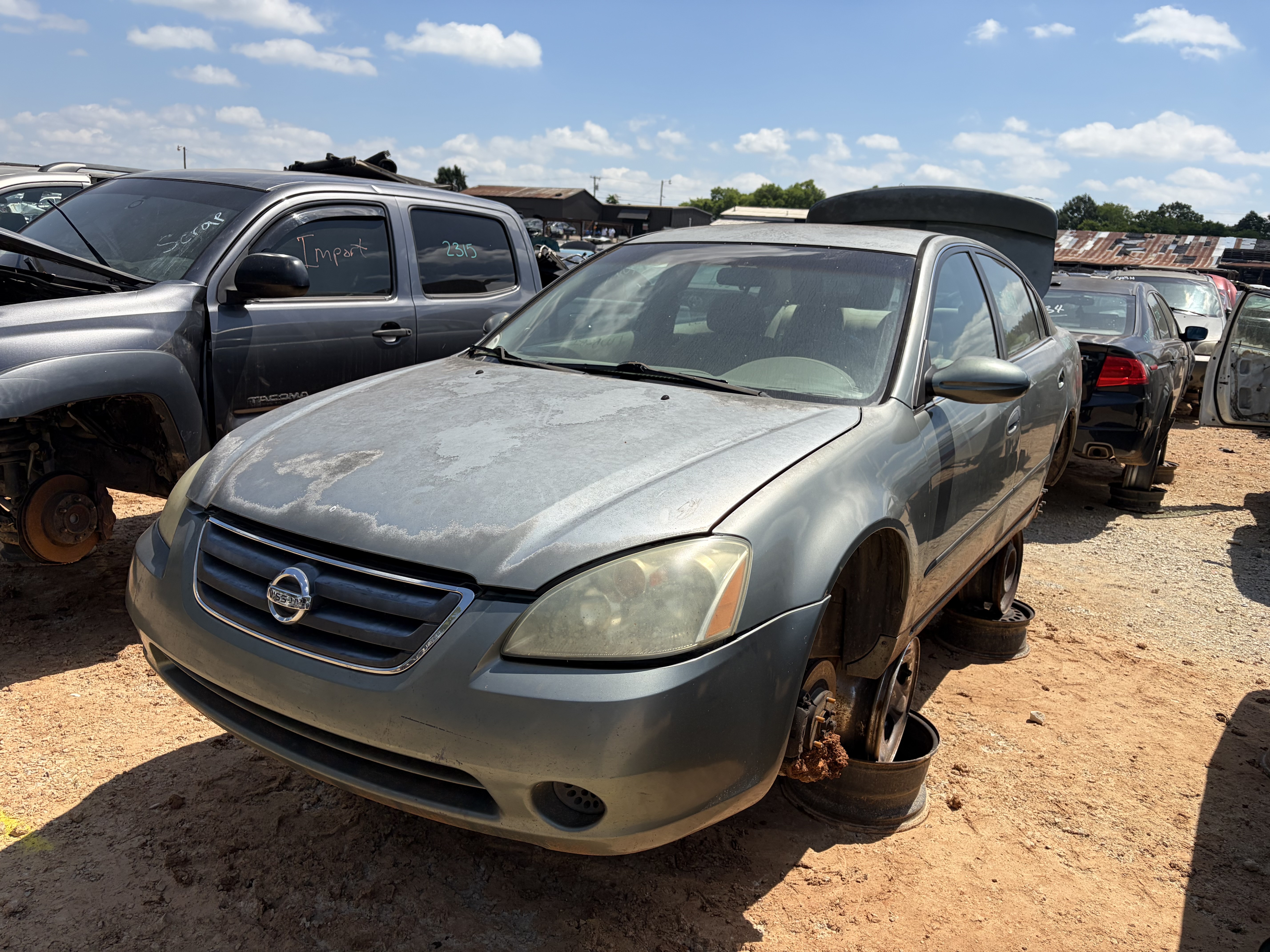 2004 NISSAN Altima