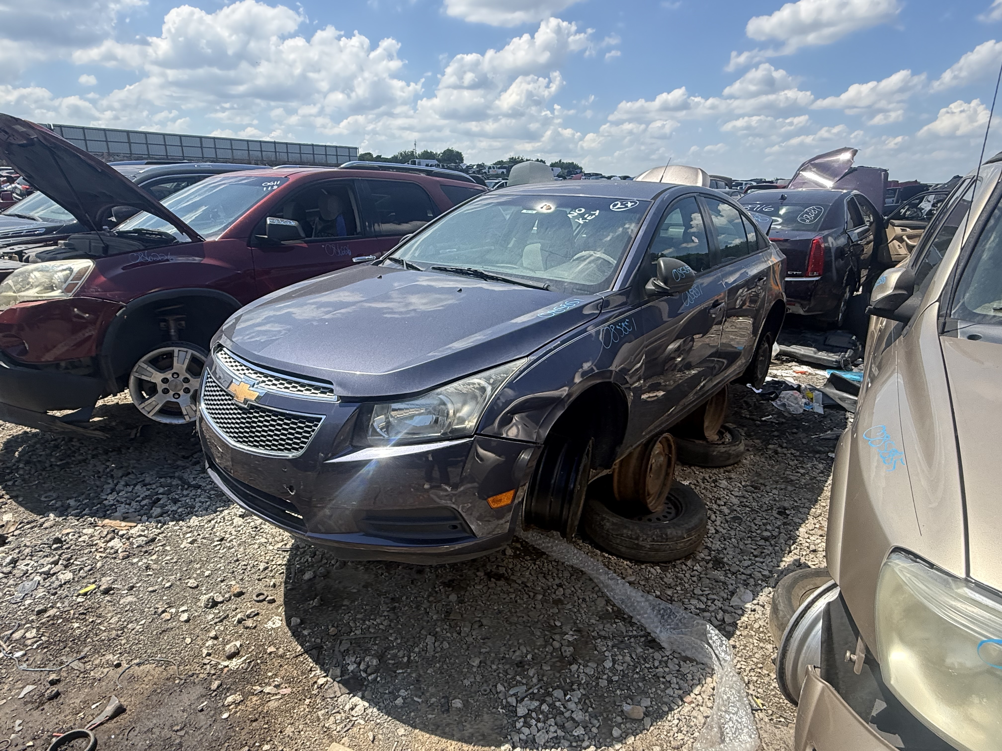 2013 CHEVROLET Cruze