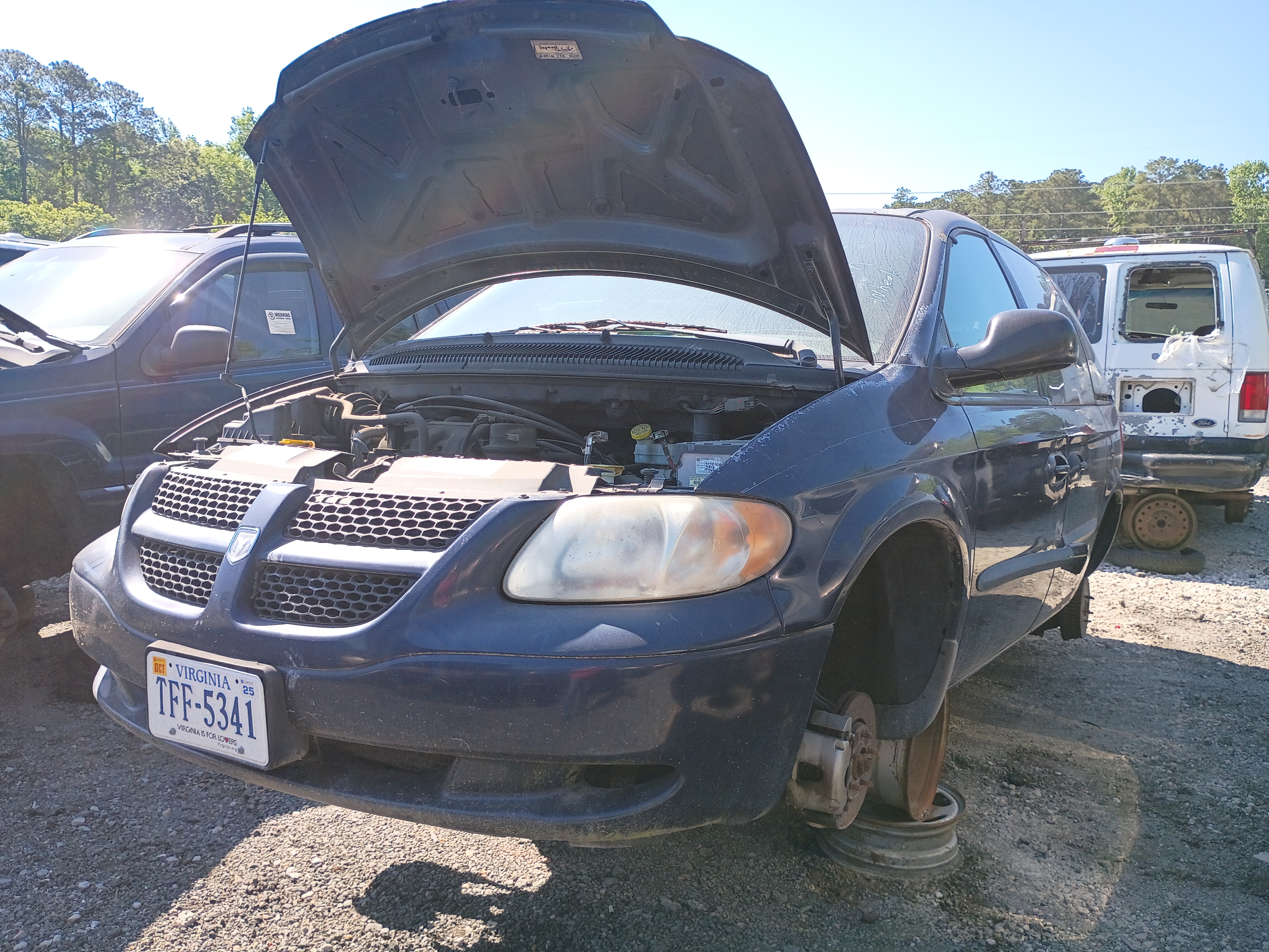 2004 DODGE Caravan