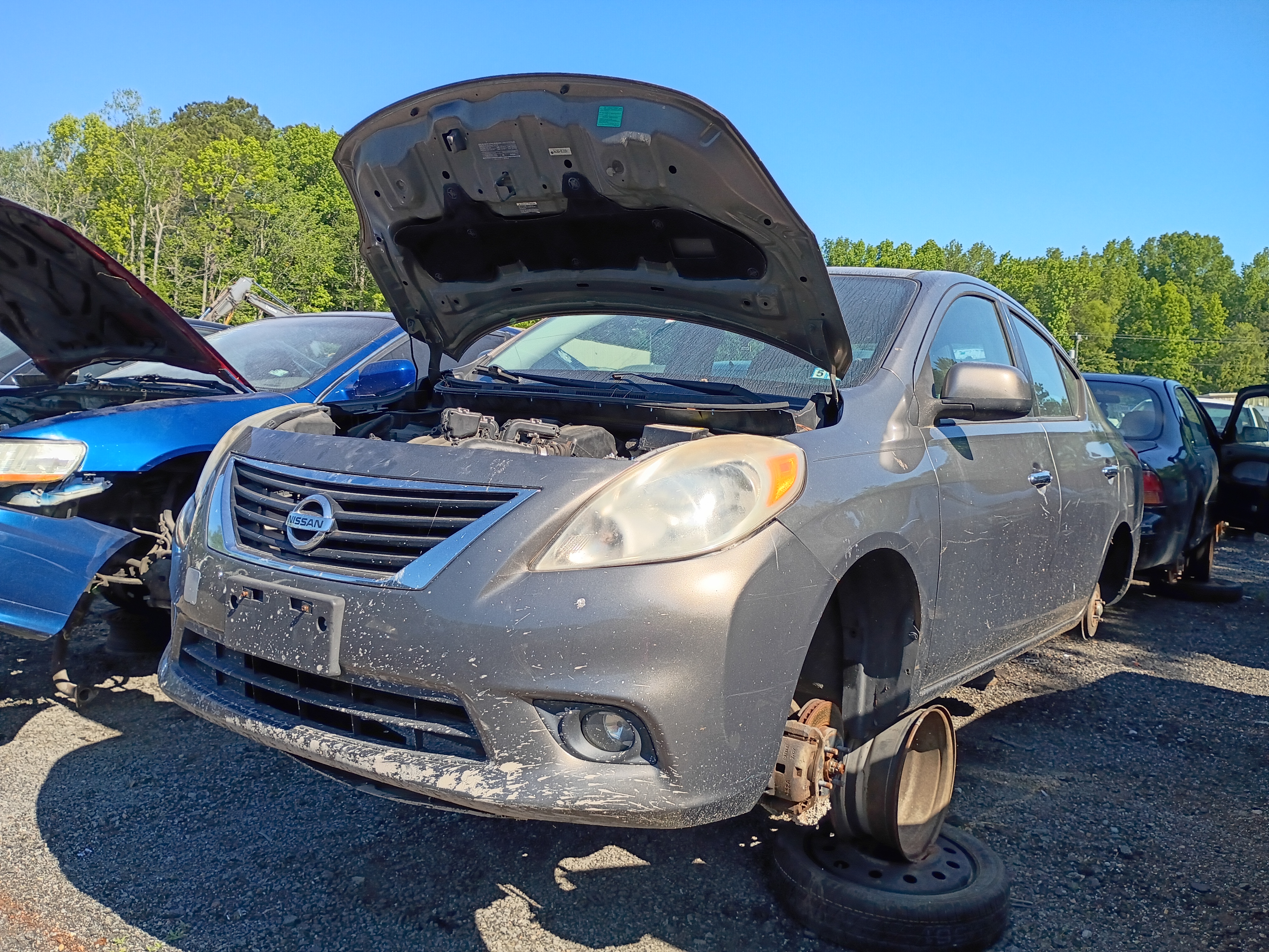 2014 NISSAN Versa