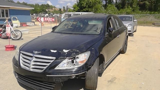 2009 HYUNDAI Genesis