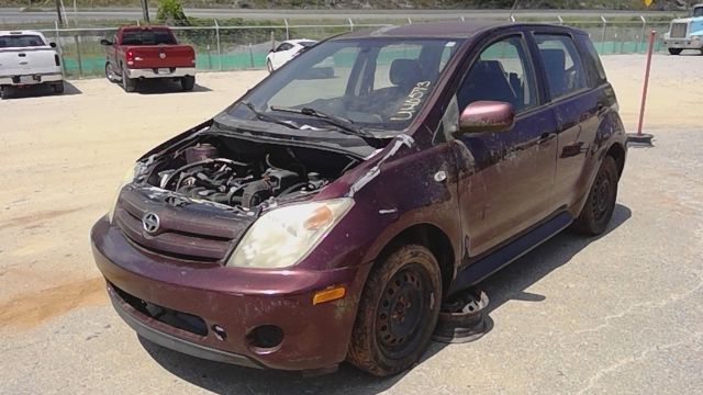 2005 TOYOTA Scion xA