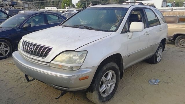 2001 LEXUS RX