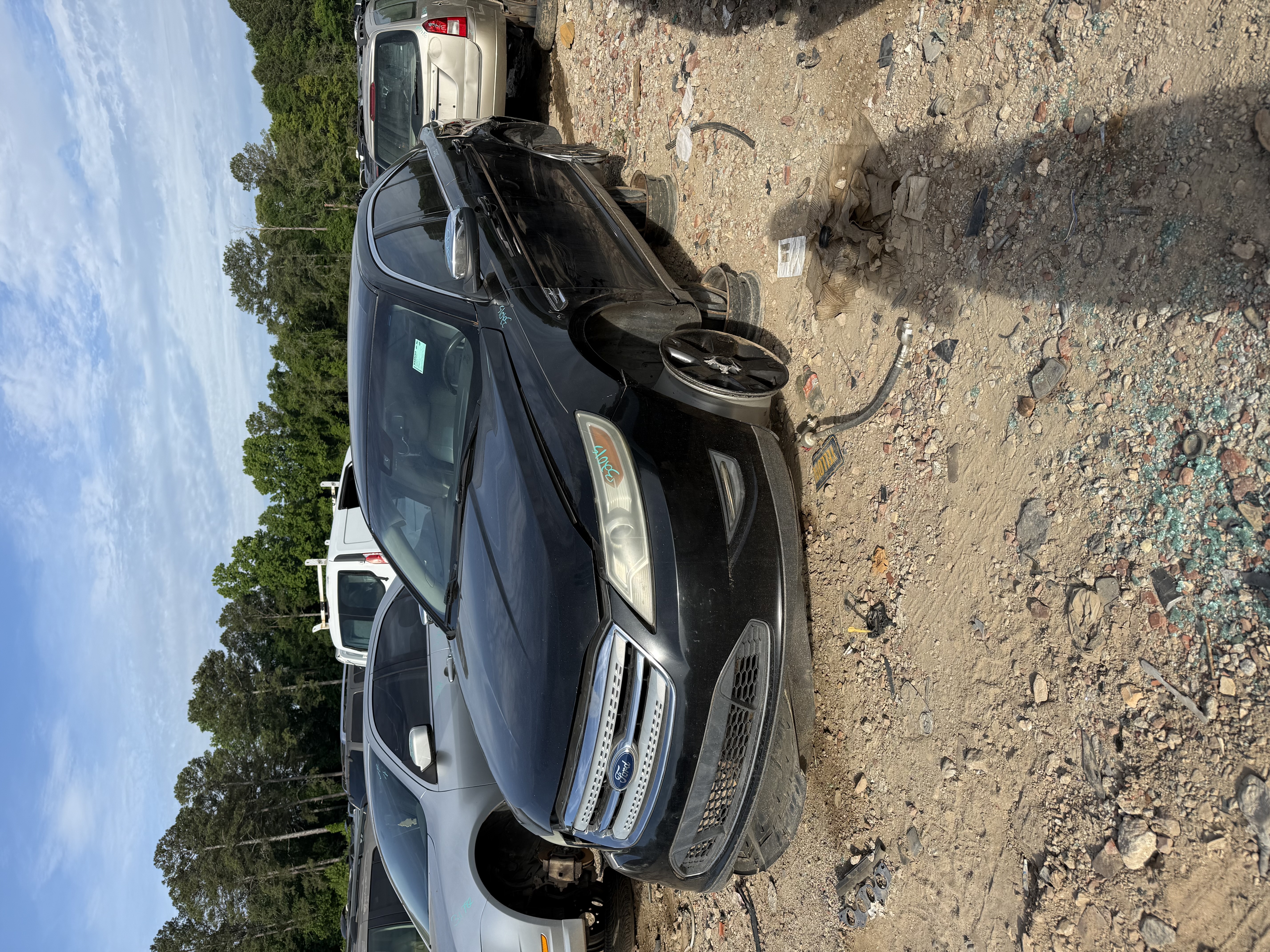 2011 FORD Taurus