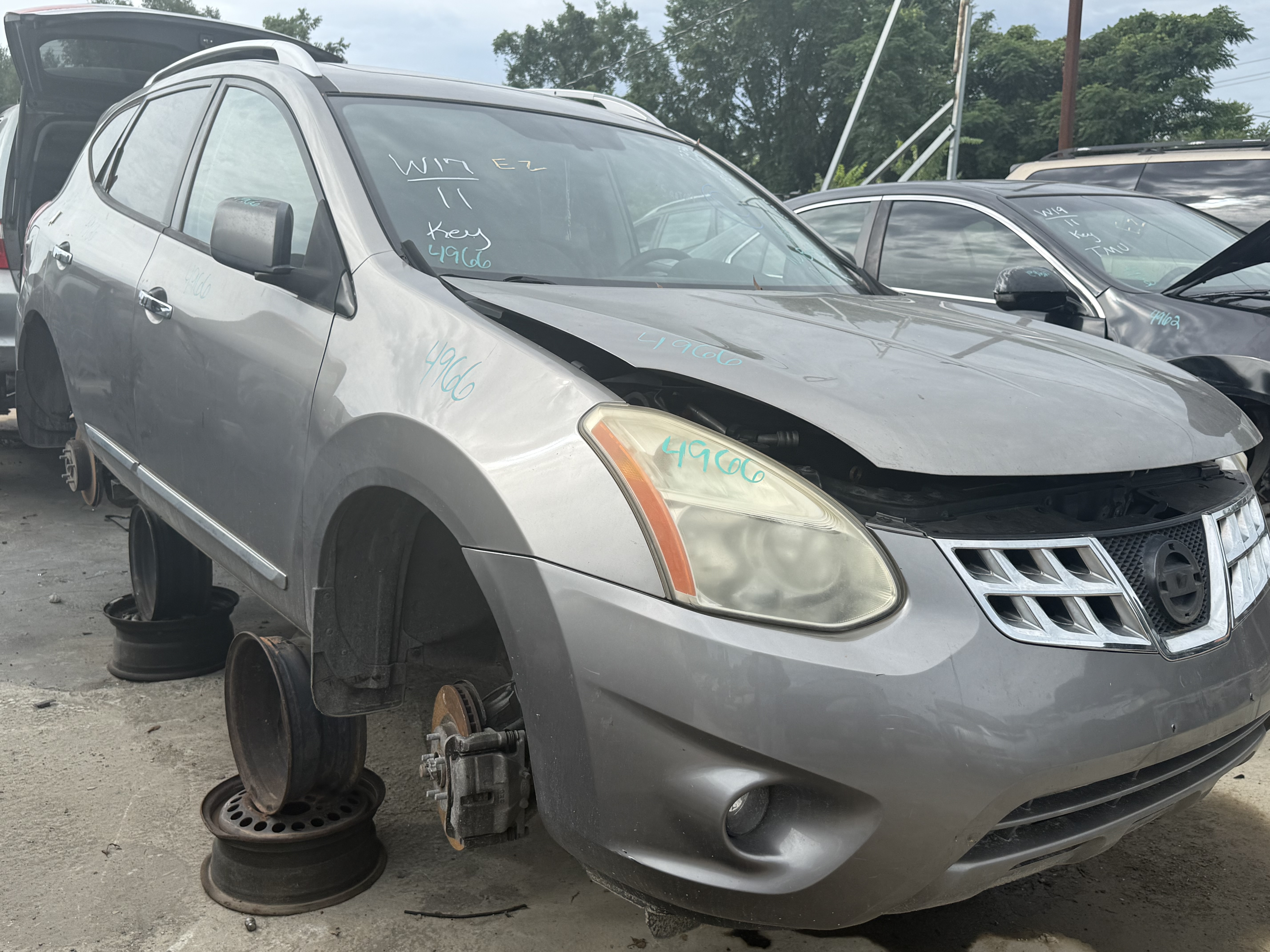 2011 NISSAN Rogue