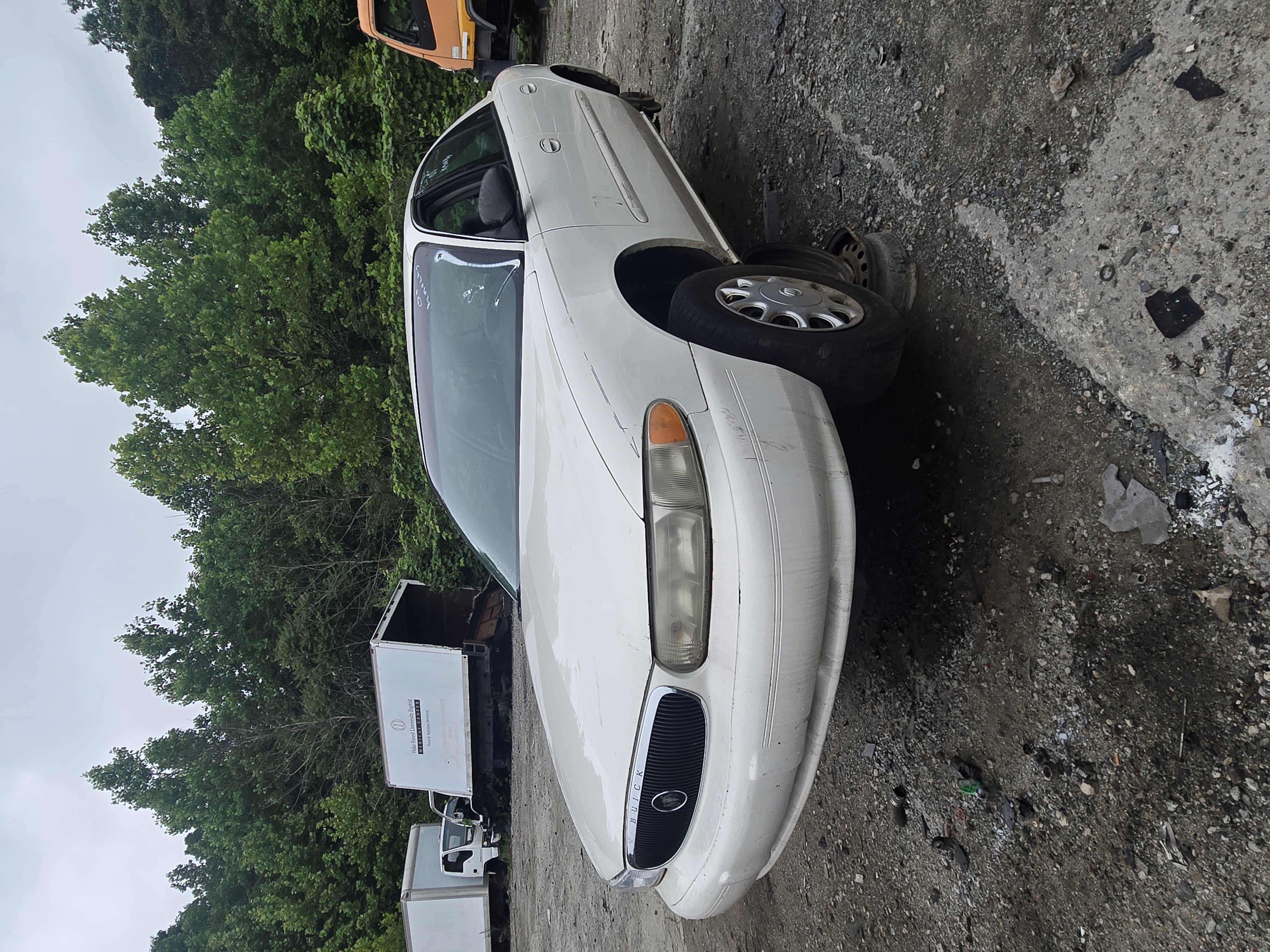 2004 BUICK Century