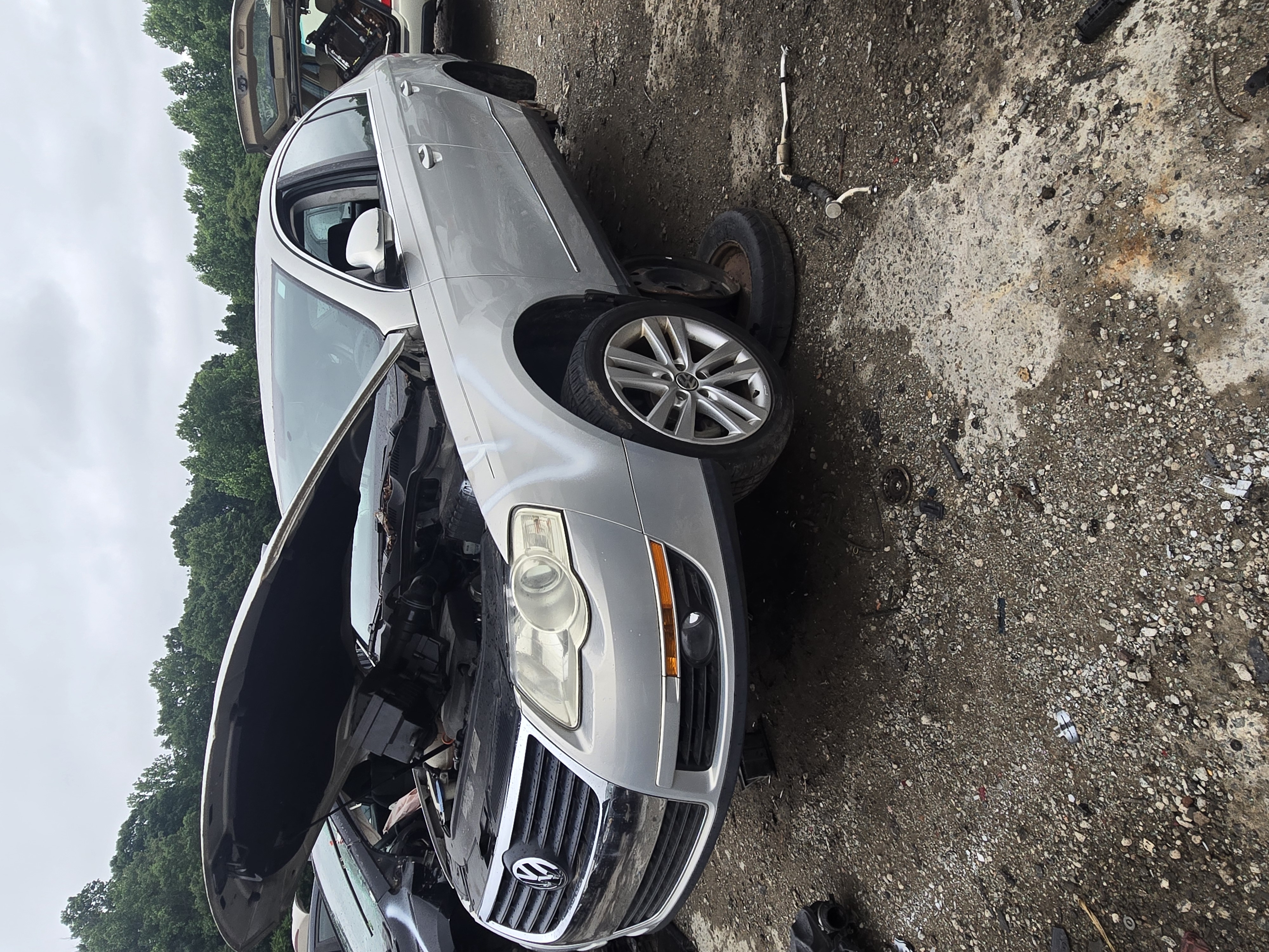 2009 VOLKSWAGEN Passat
