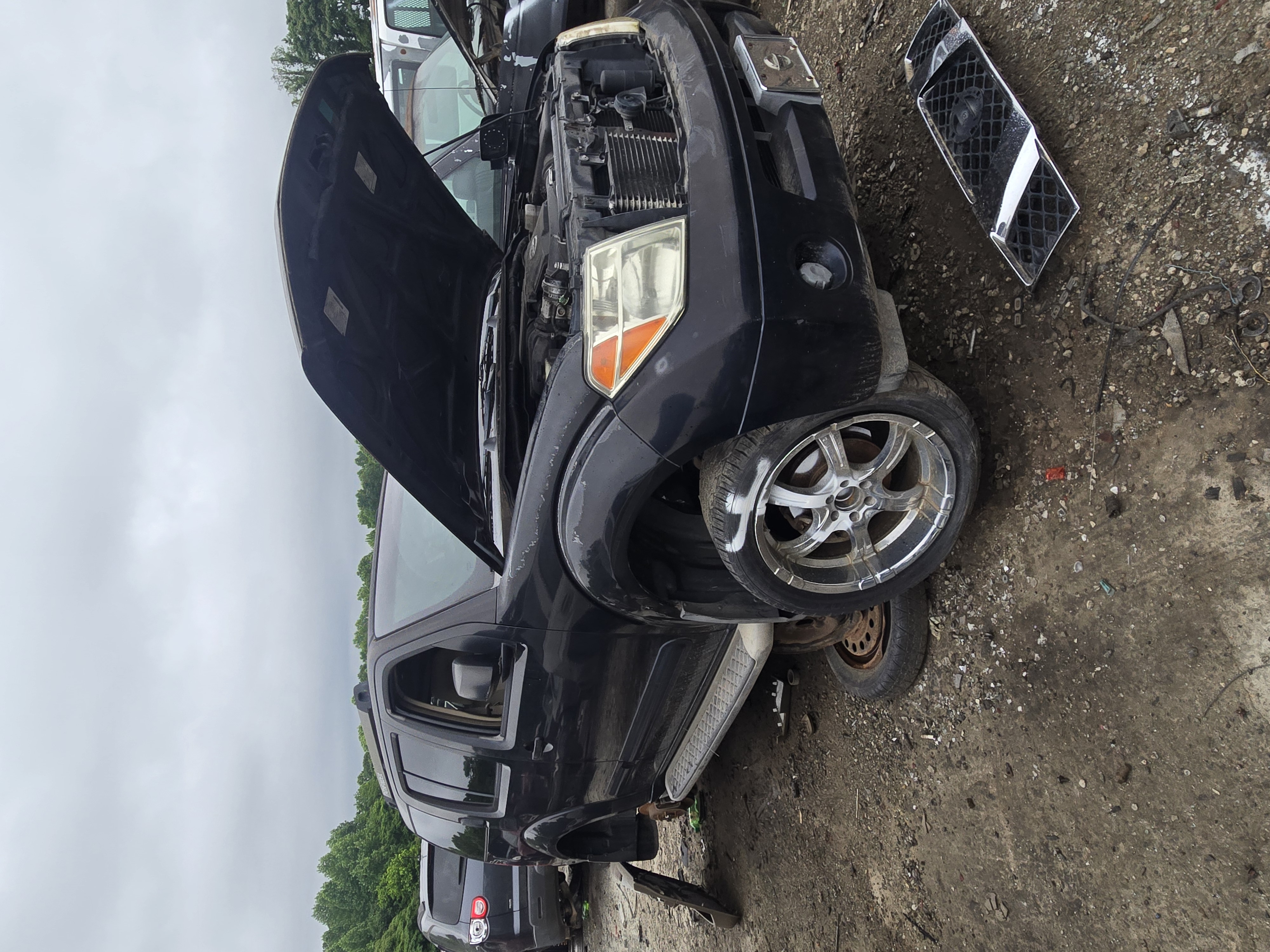 2005 NISSAN Pathfinder