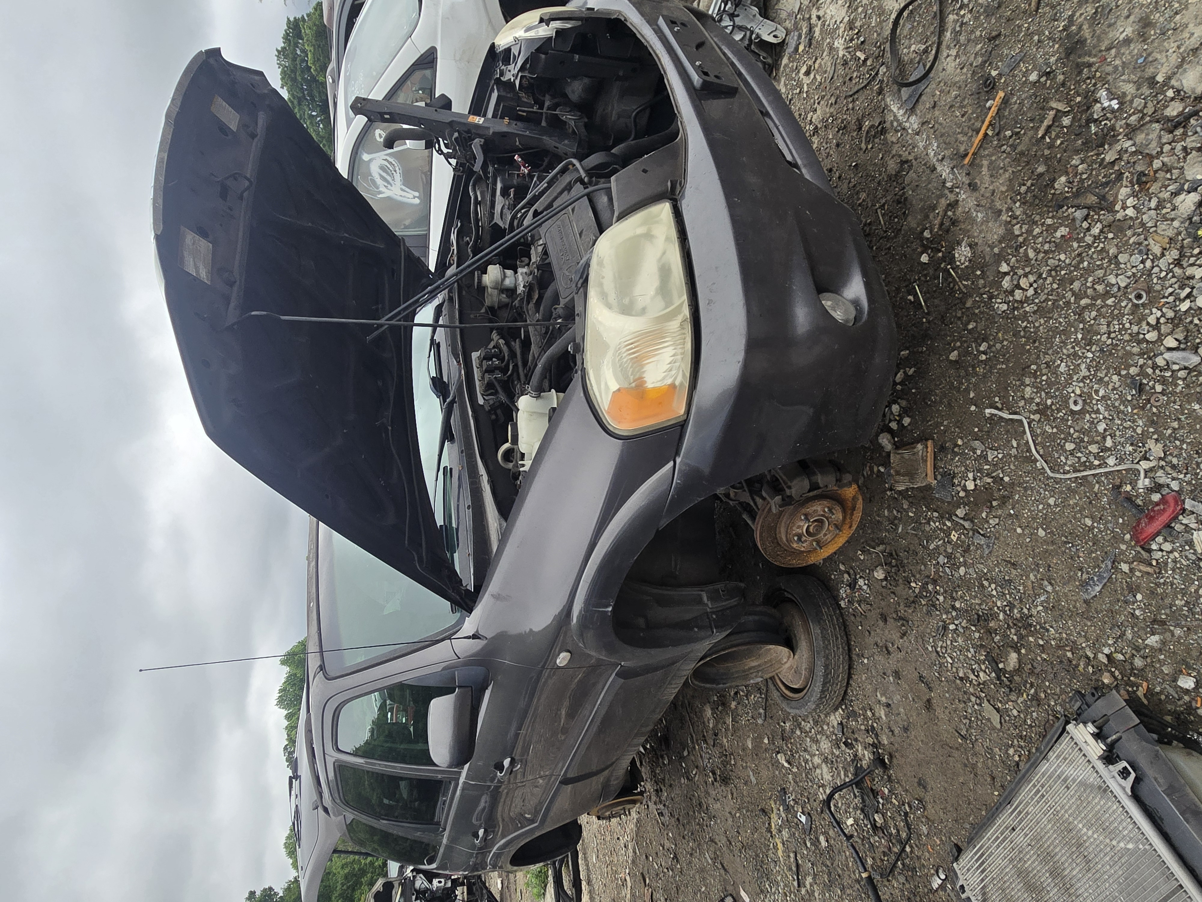 2005 MAZDA Tribute