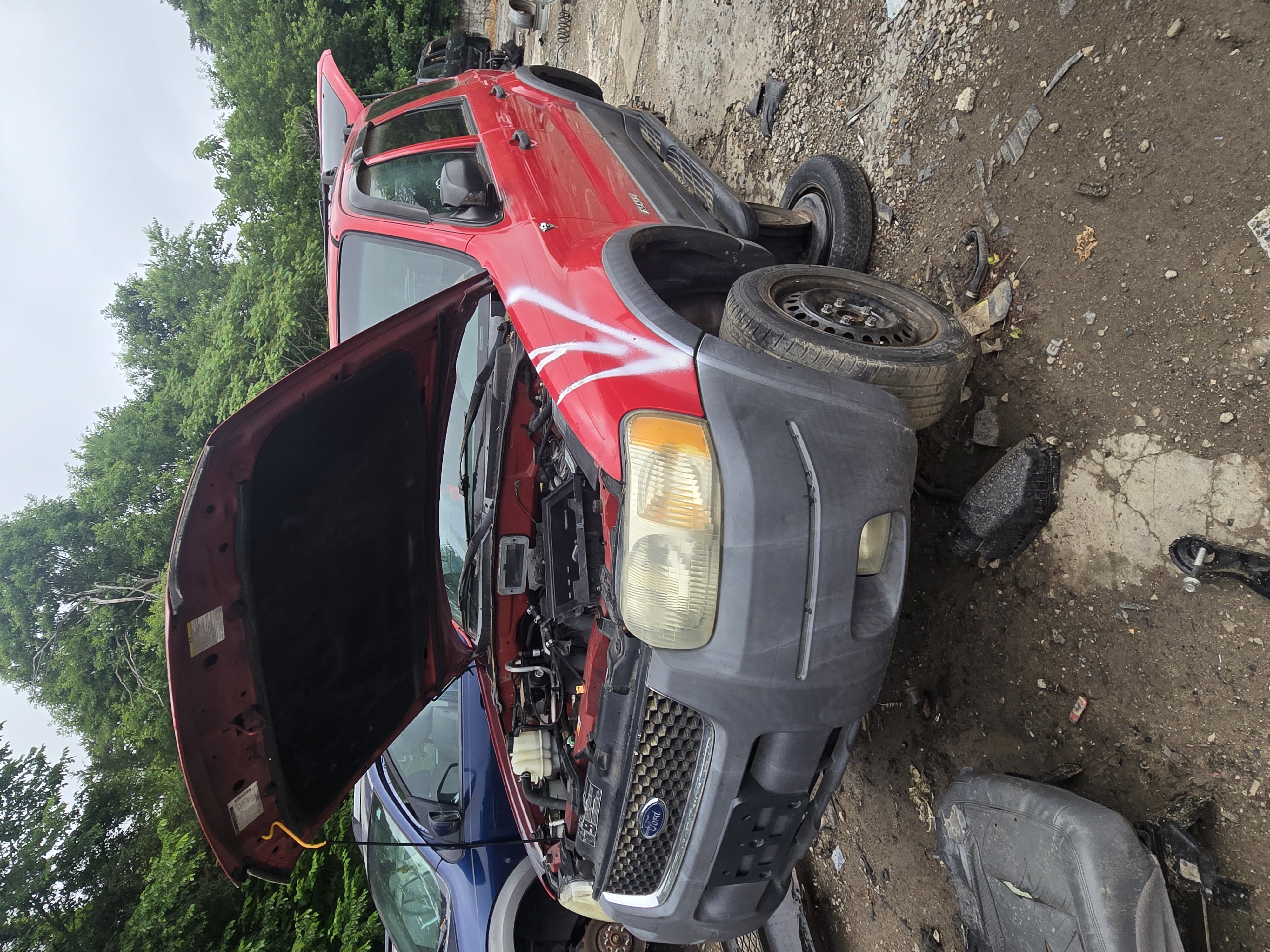 2002 FORD Escape