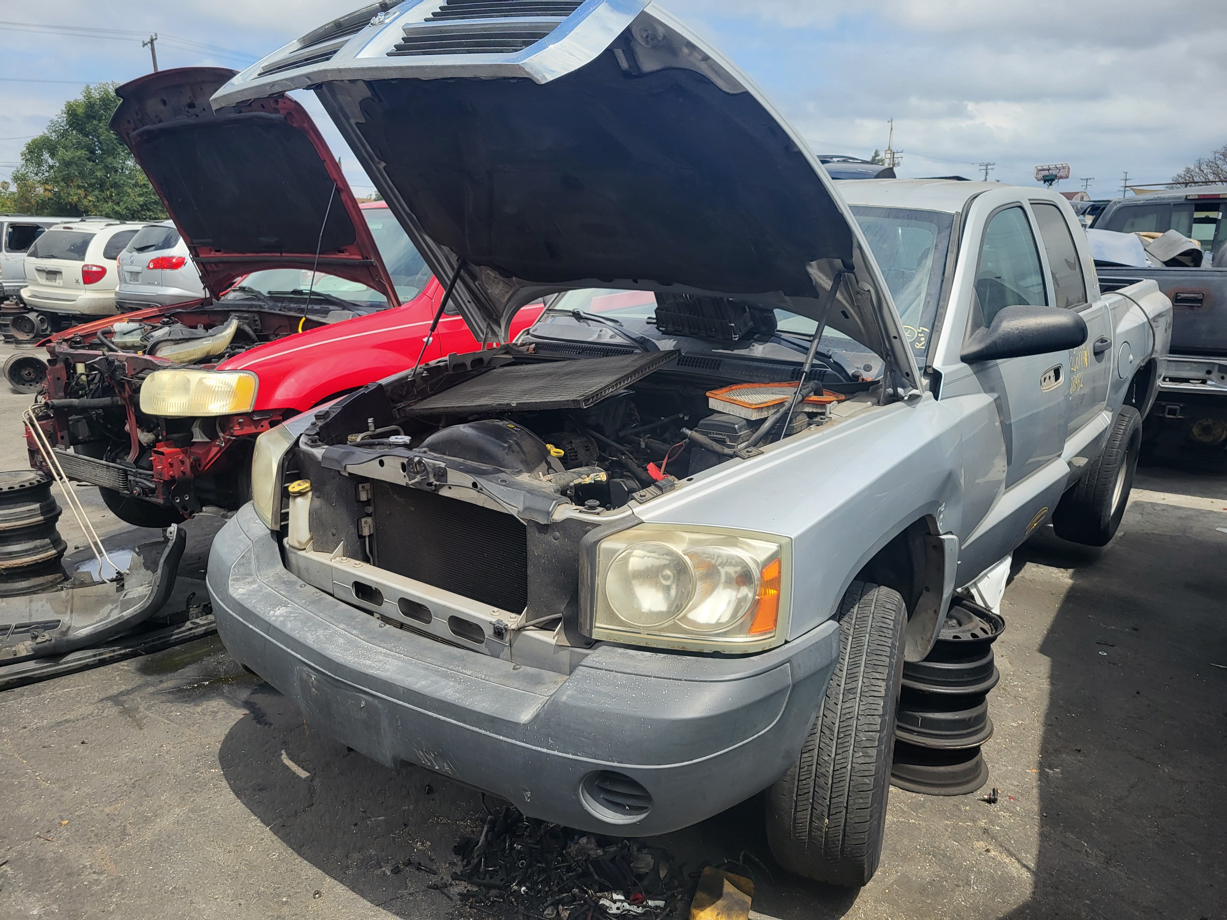 2006 DODGE Dakota