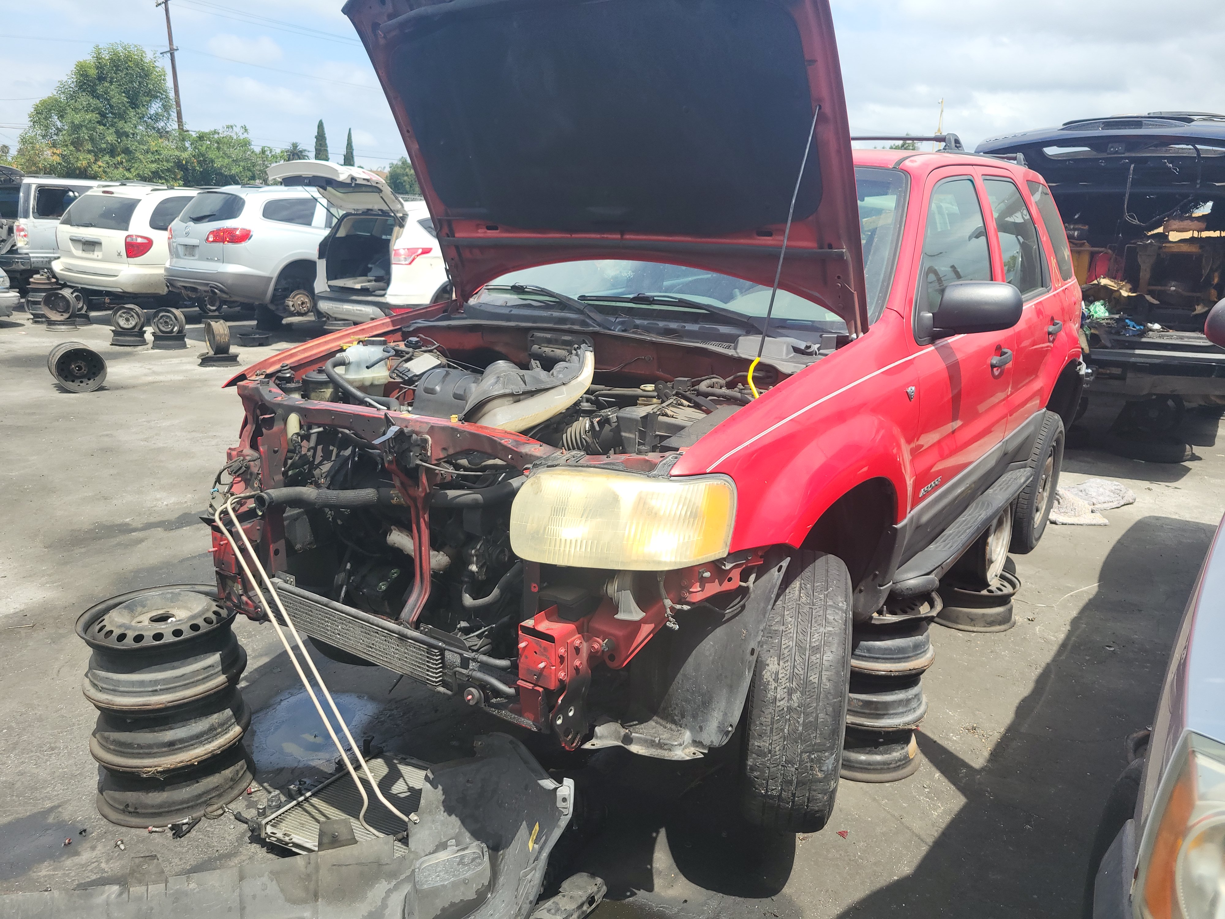 2002 FORD Escape