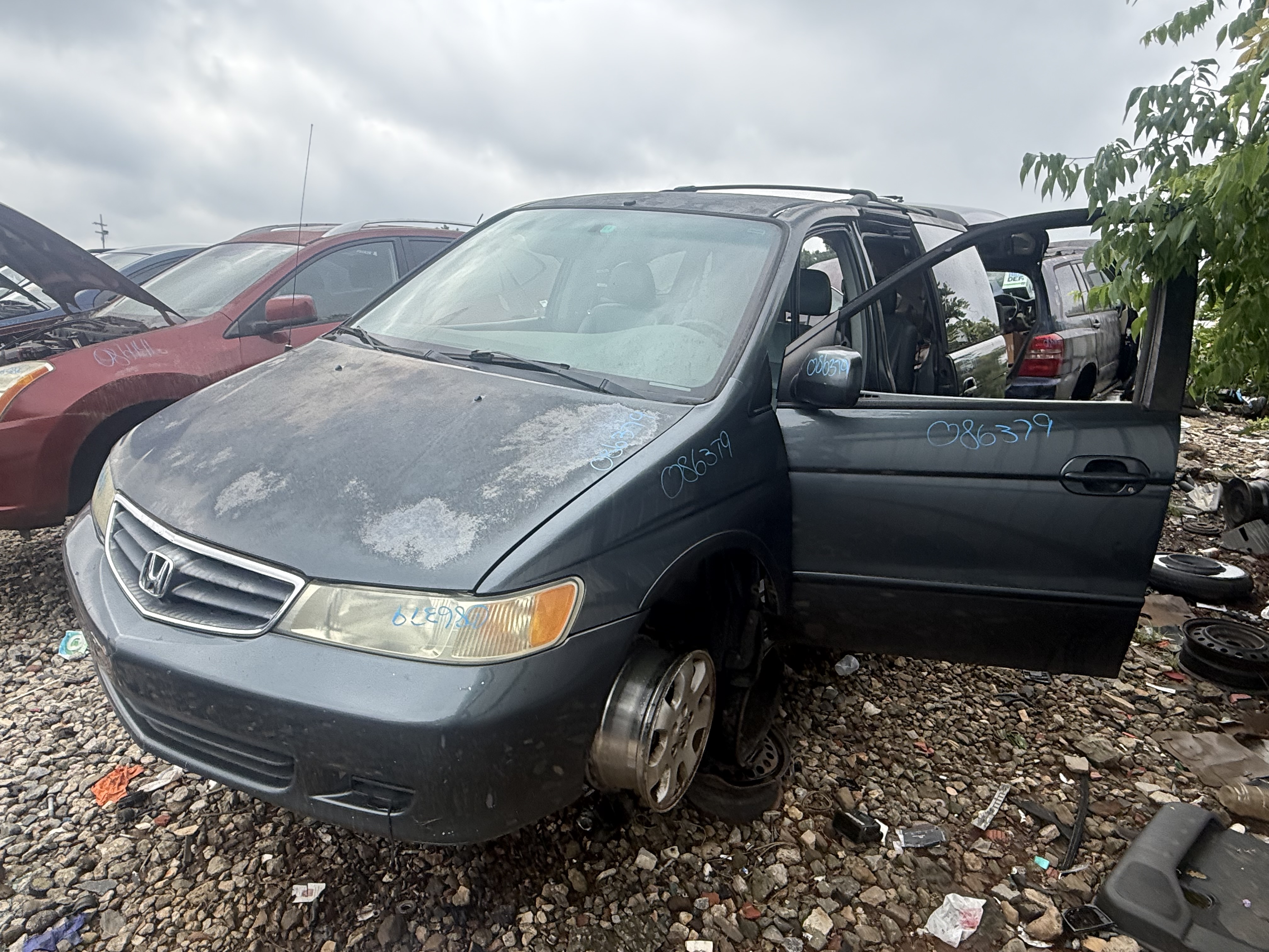 2004 HONDA Odyssey