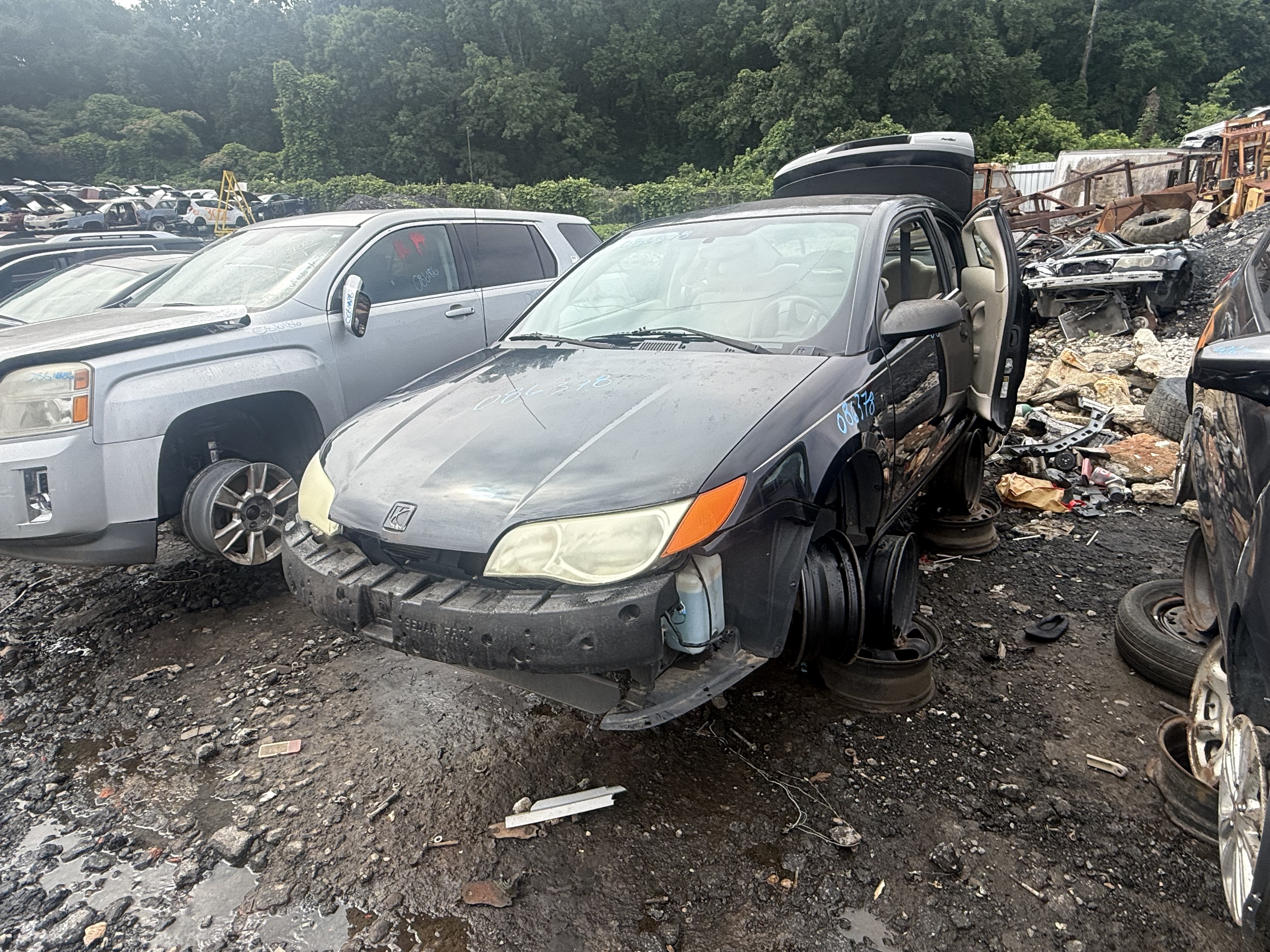 2005 SATURN Ion