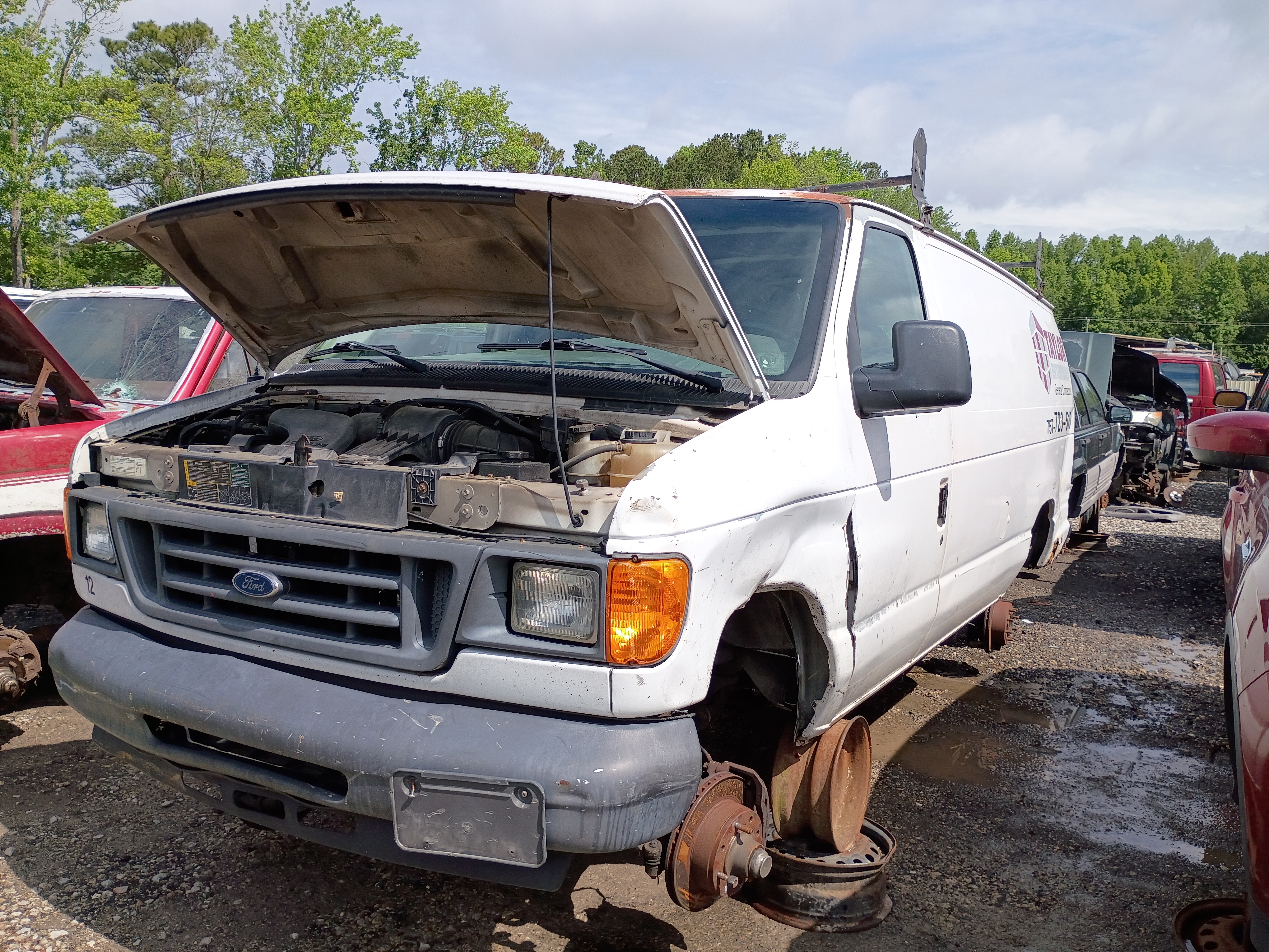 2006 FORD E-350