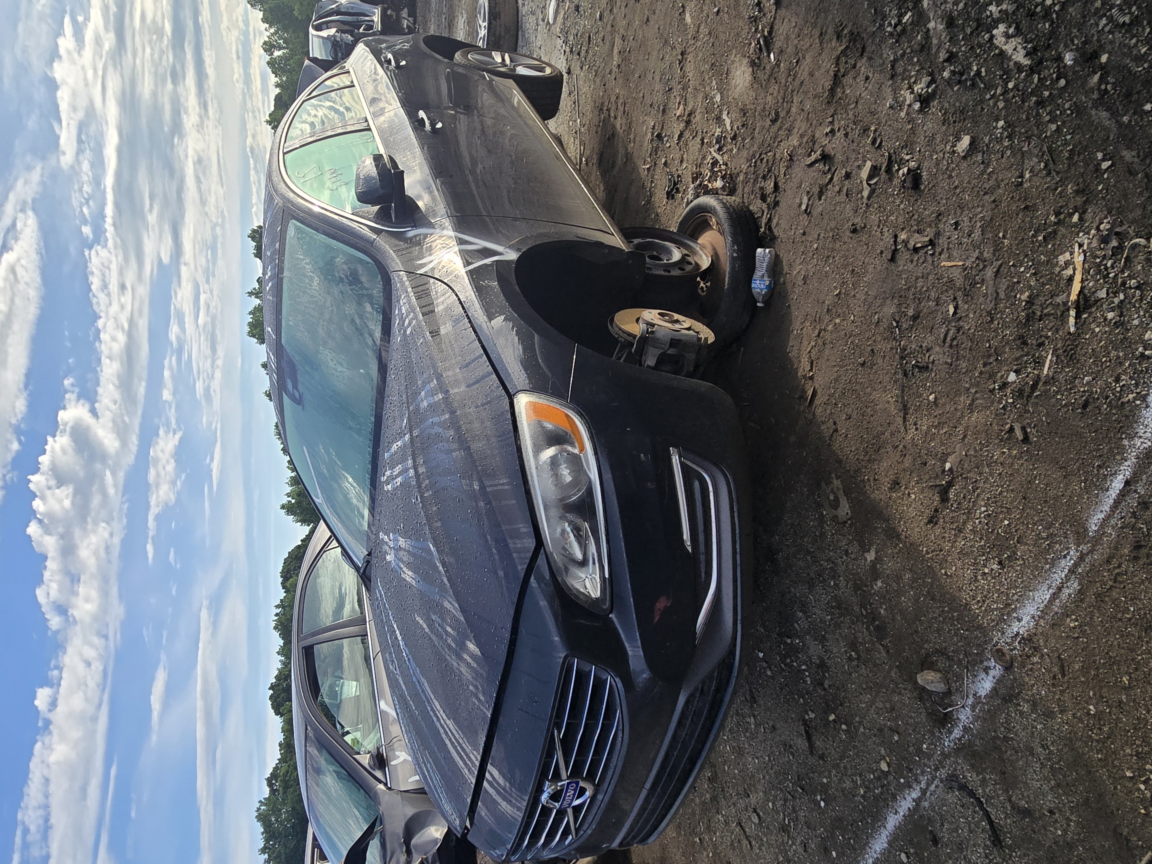 2015 VOLVO S60