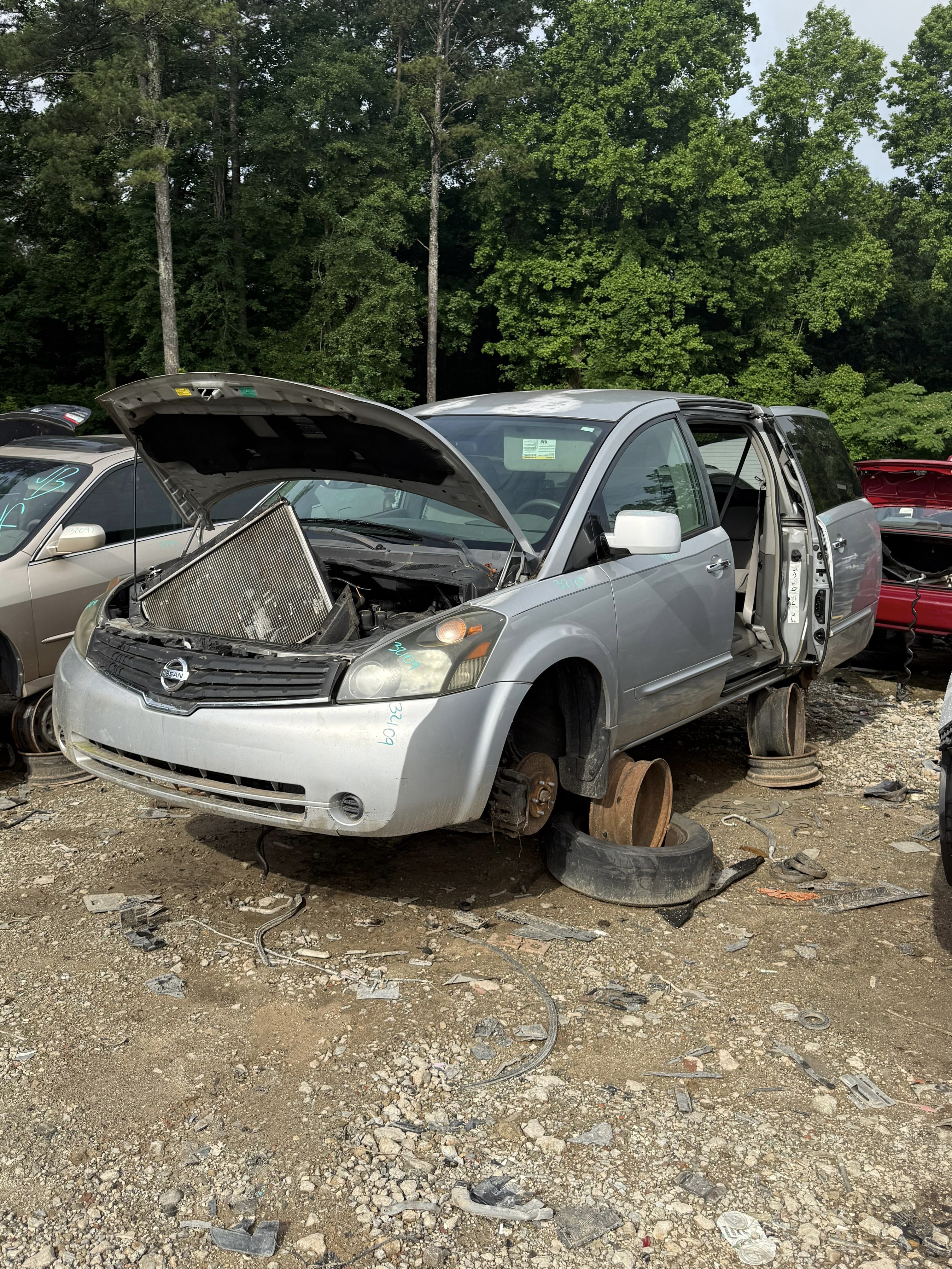 2008 NISSAN Quest