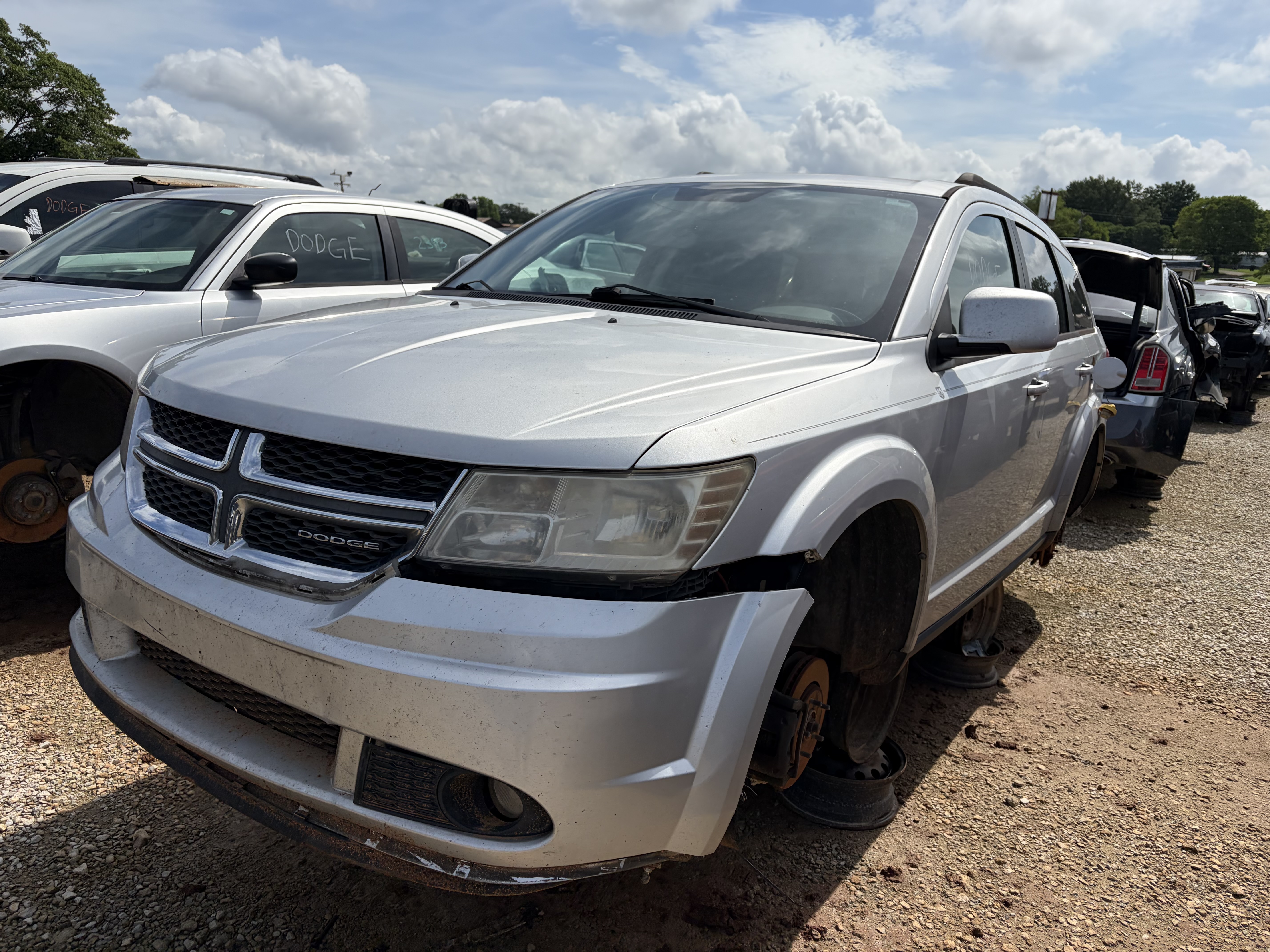 2011 DODGE Journey