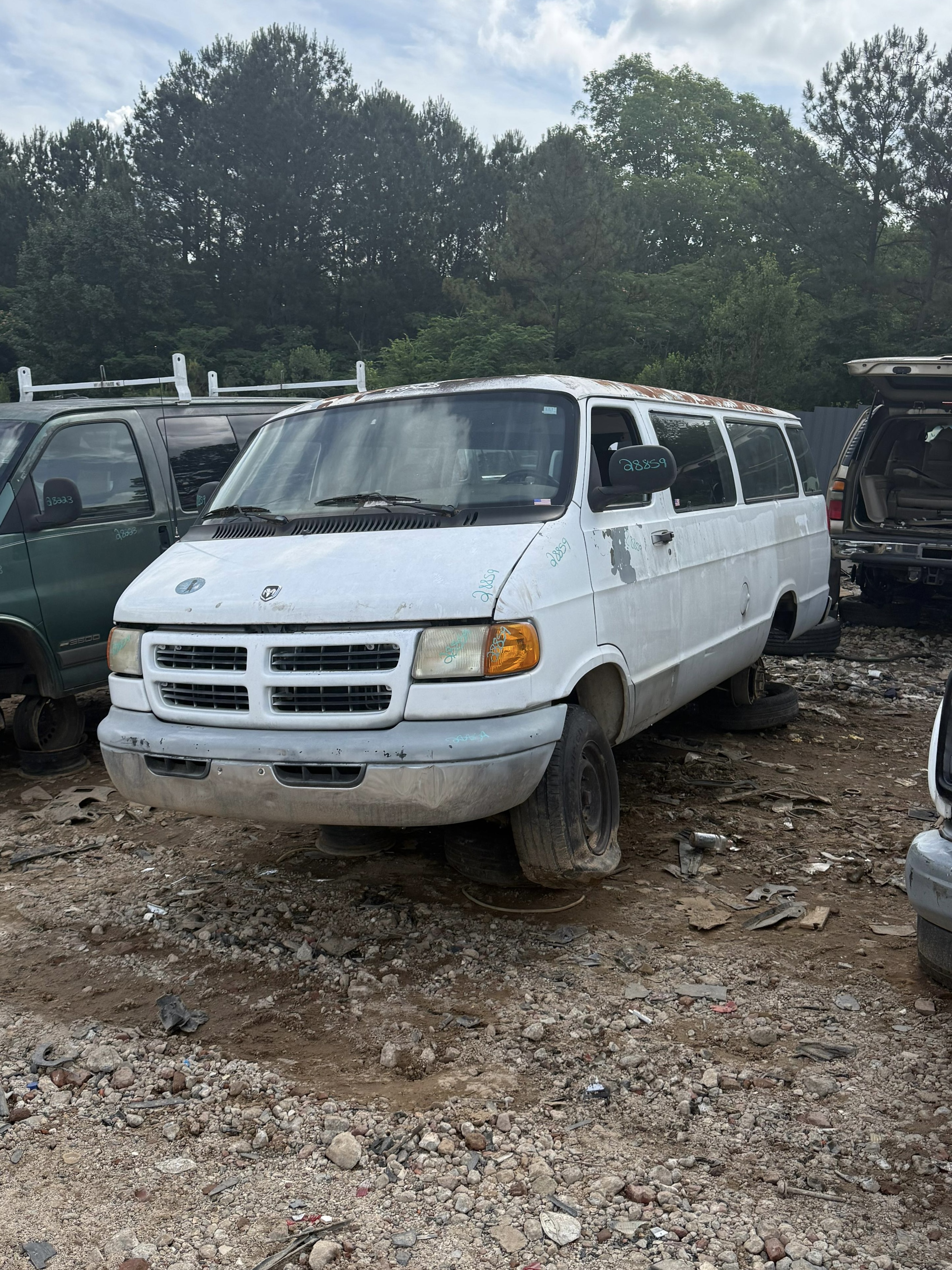 1999 DODGE Ram Wagon