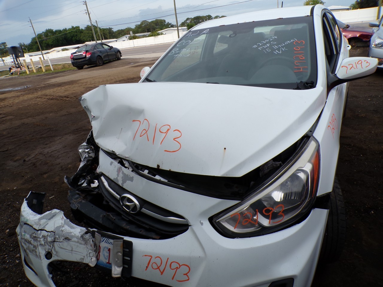 2015 HYUNDAI Accent