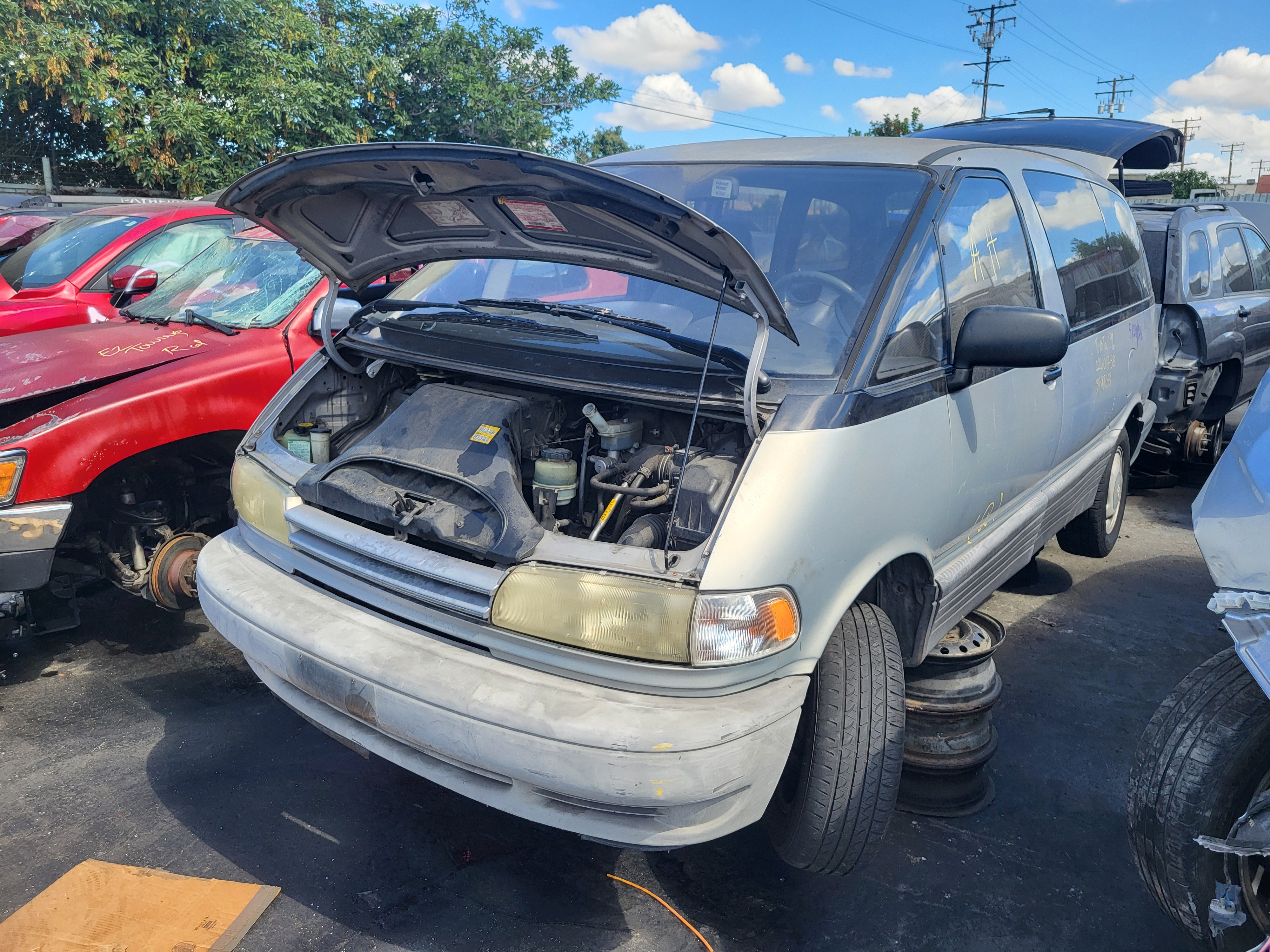 1996 TOYOTA Previa