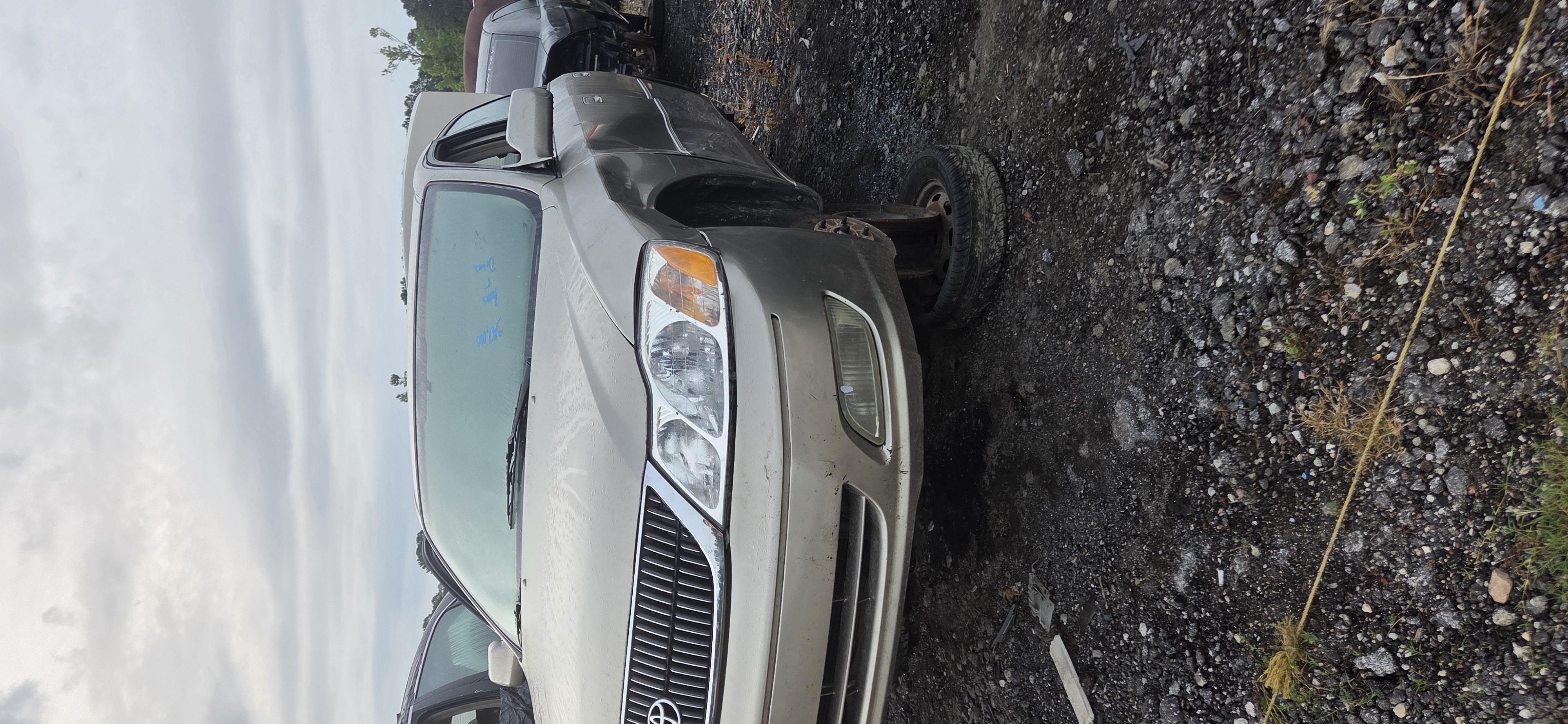 2002 TOYOTA Avalon