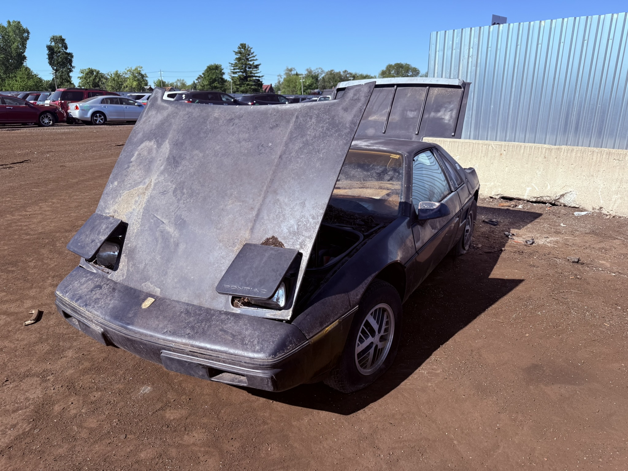 1985 PONTIAC Fiero