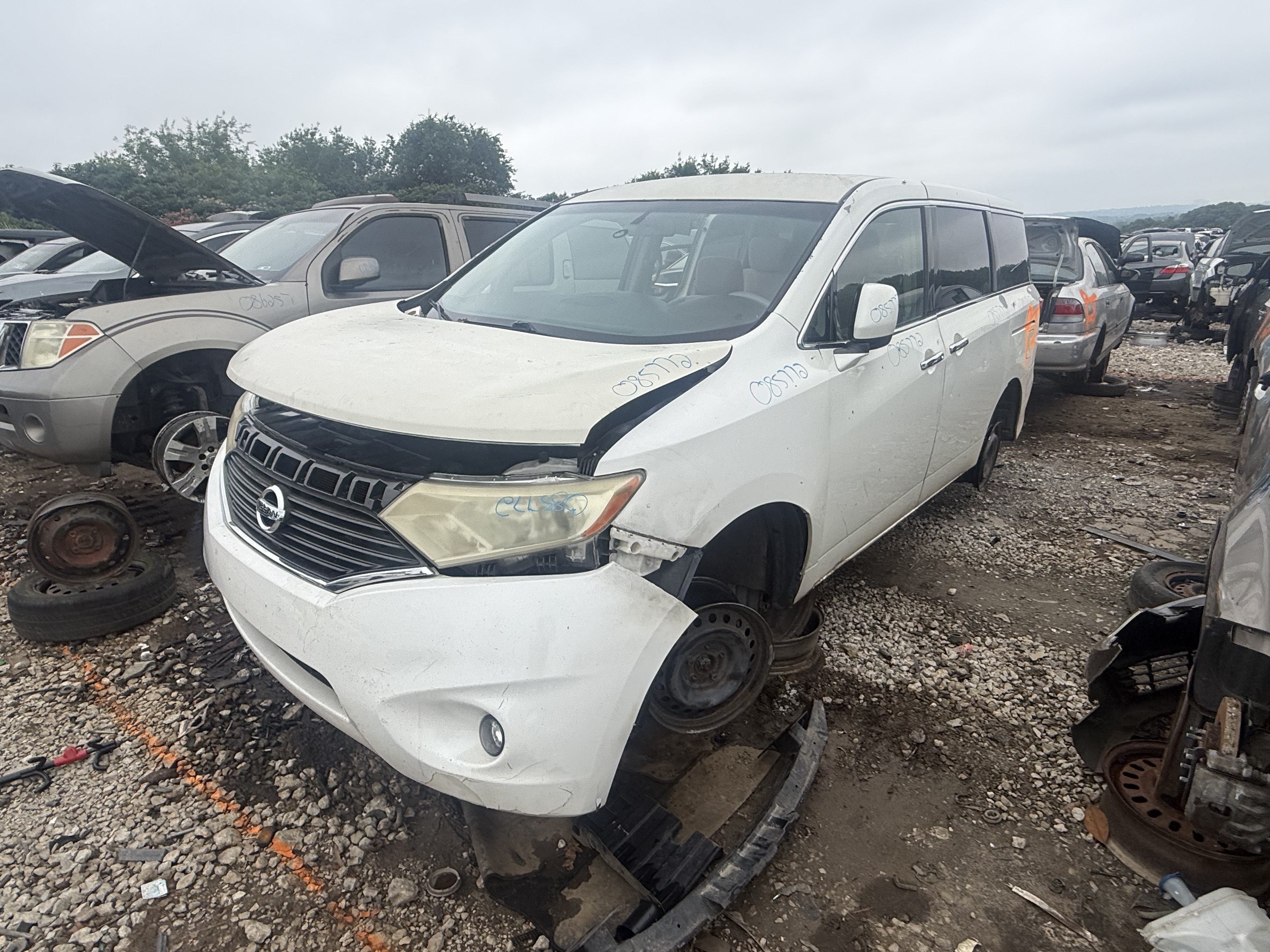 2012 NISSAN Quest