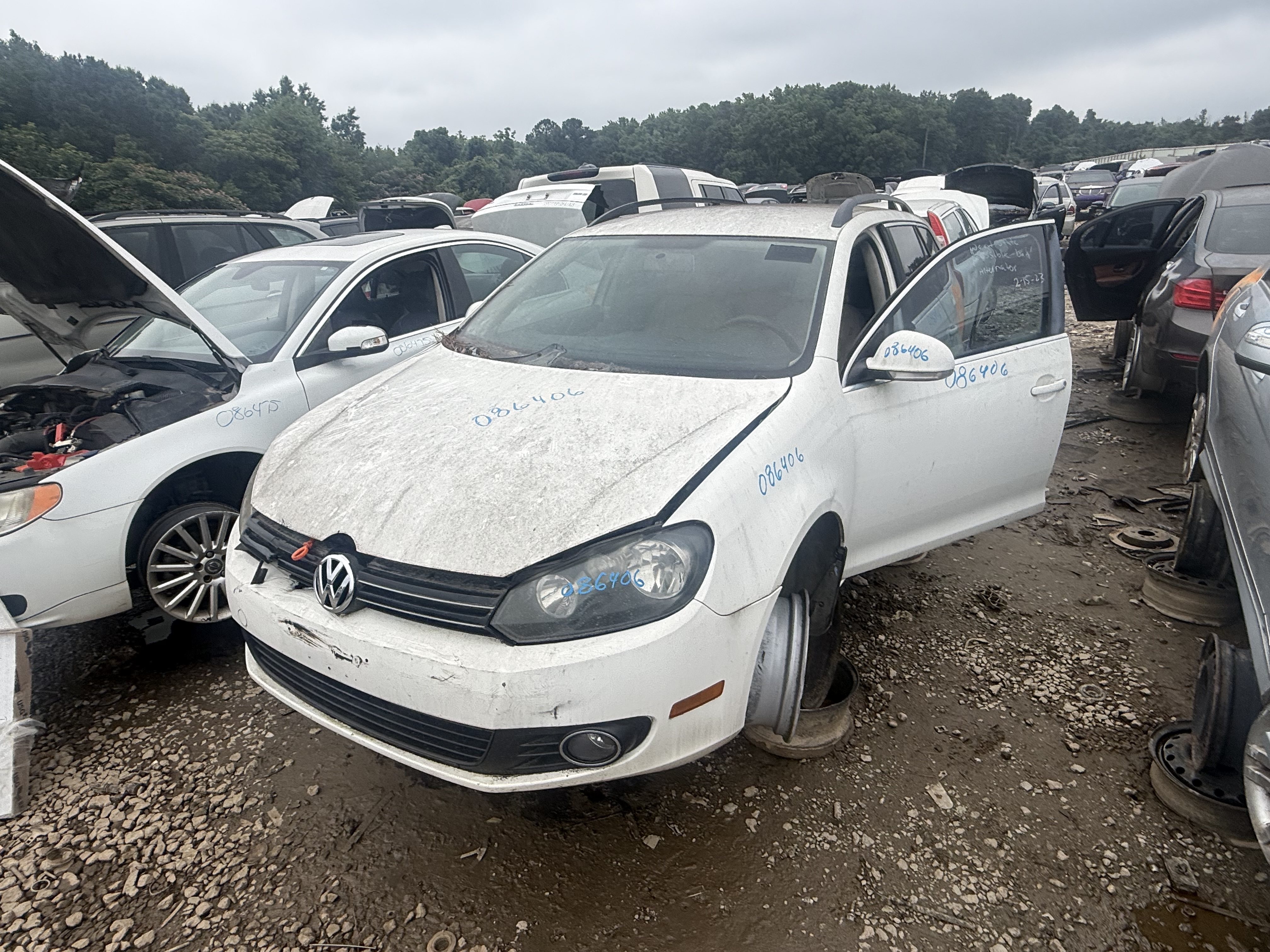 2012 VOLKSWAGEN Jetta Sportwagen