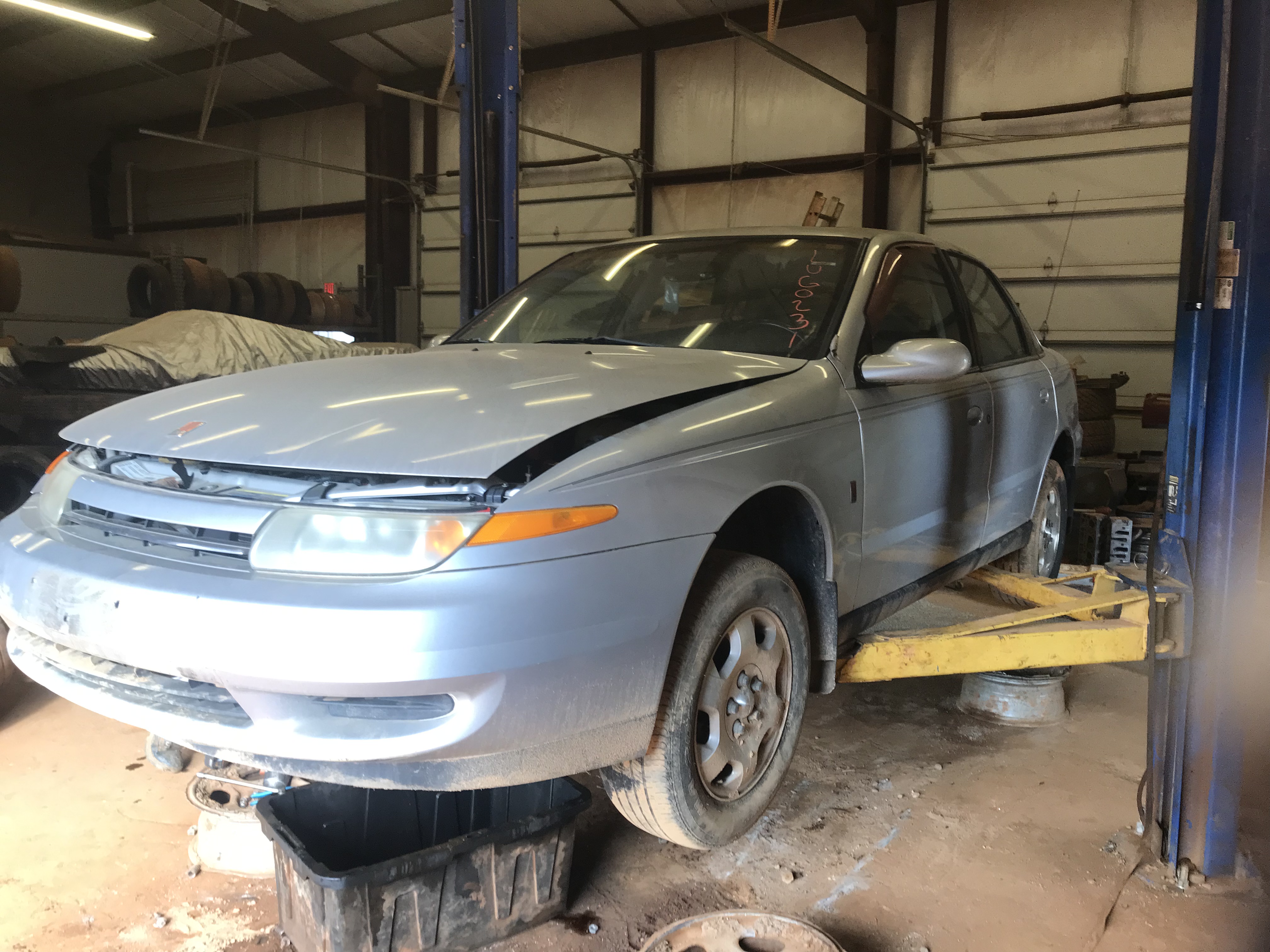2002 SATURN LS2