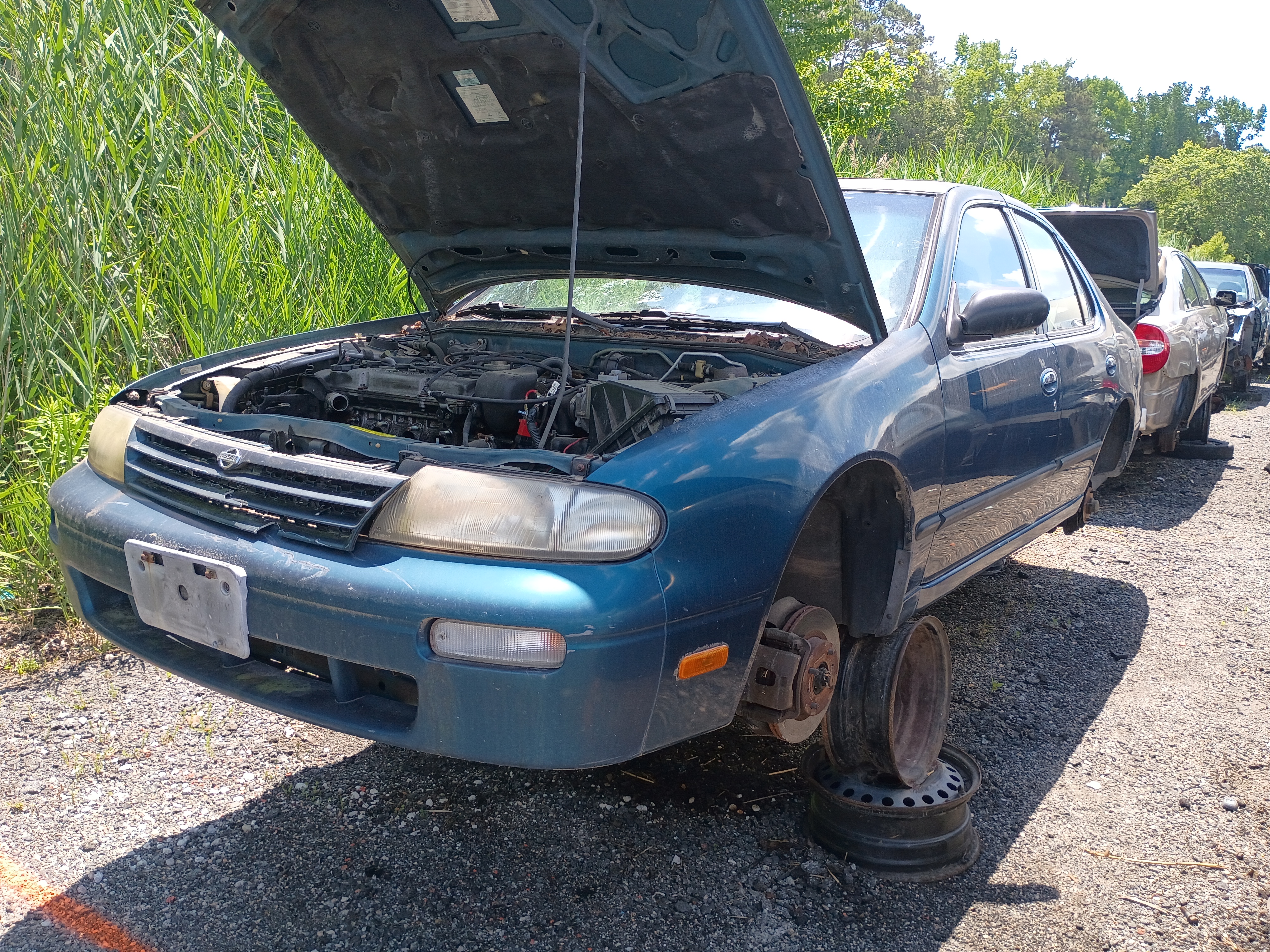 1997 NISSAN Altima