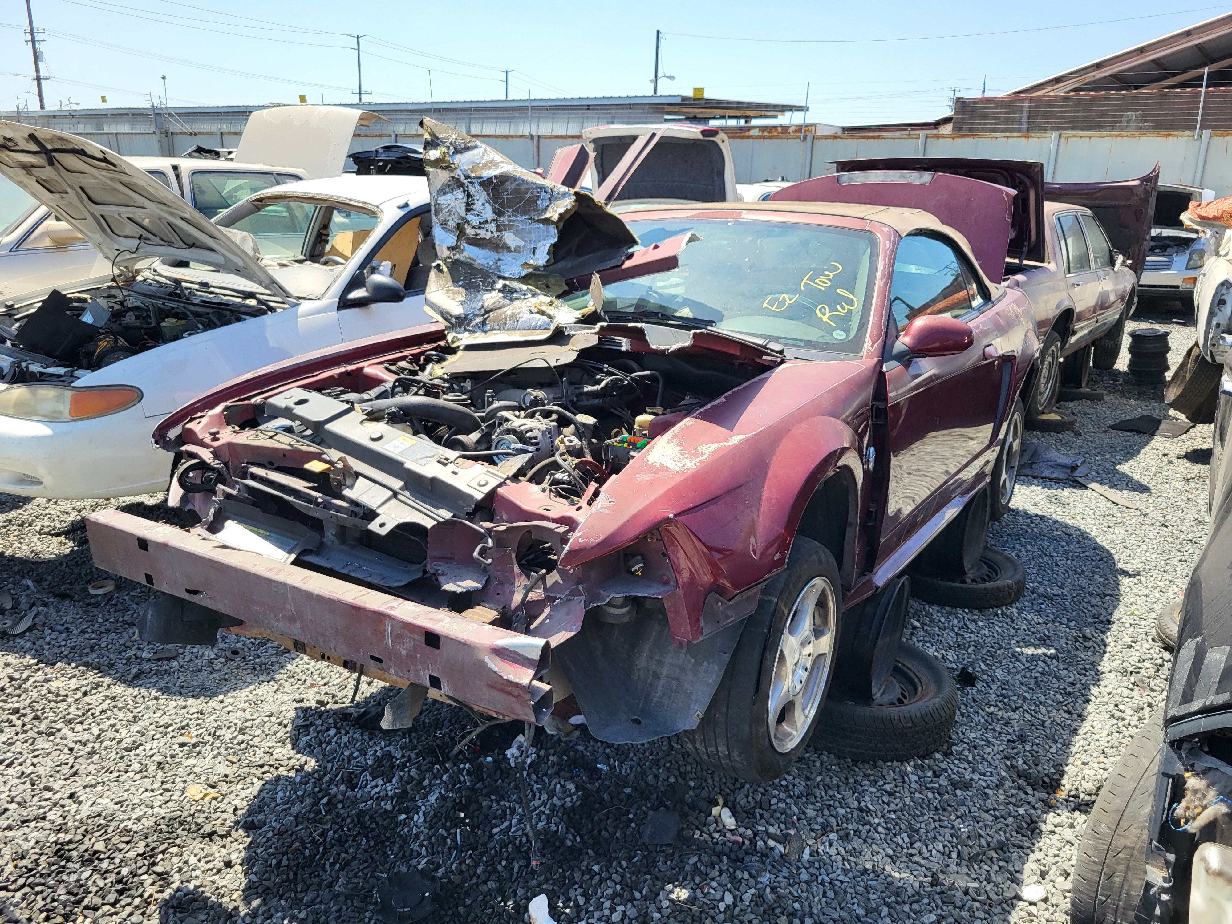 2004 FORD Mustang