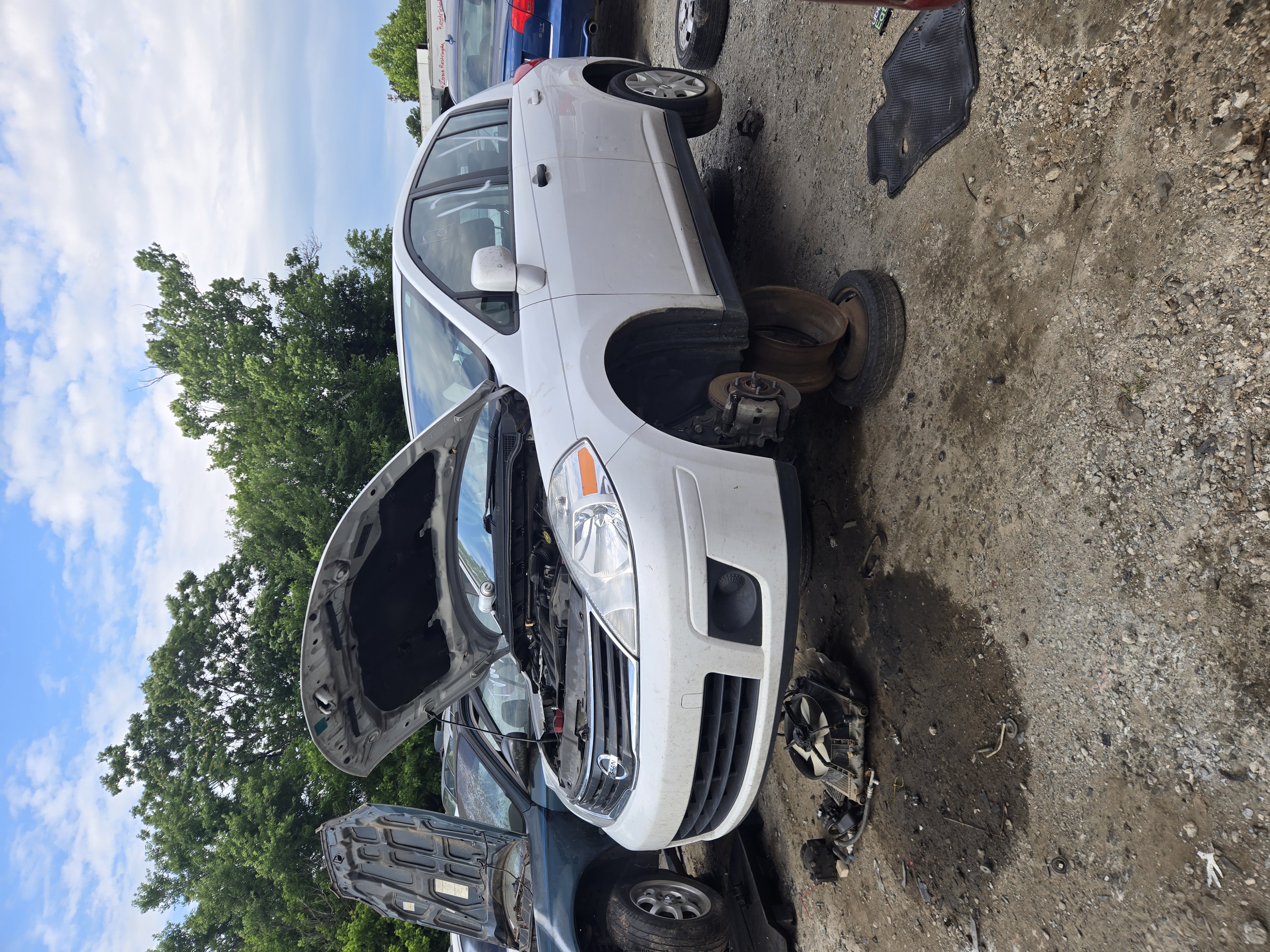 2012 NISSAN Versa