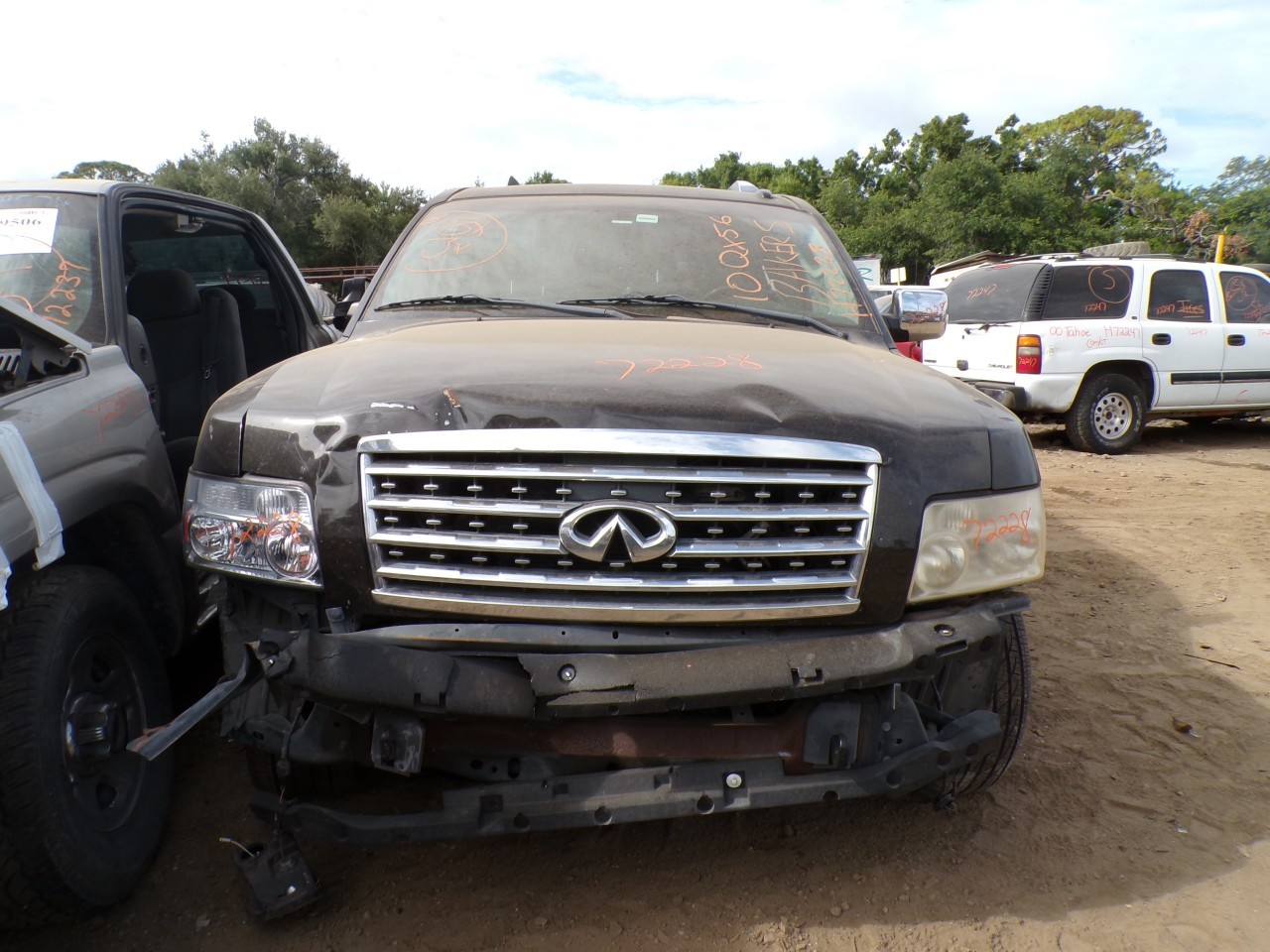2010 INFINITI Qx56