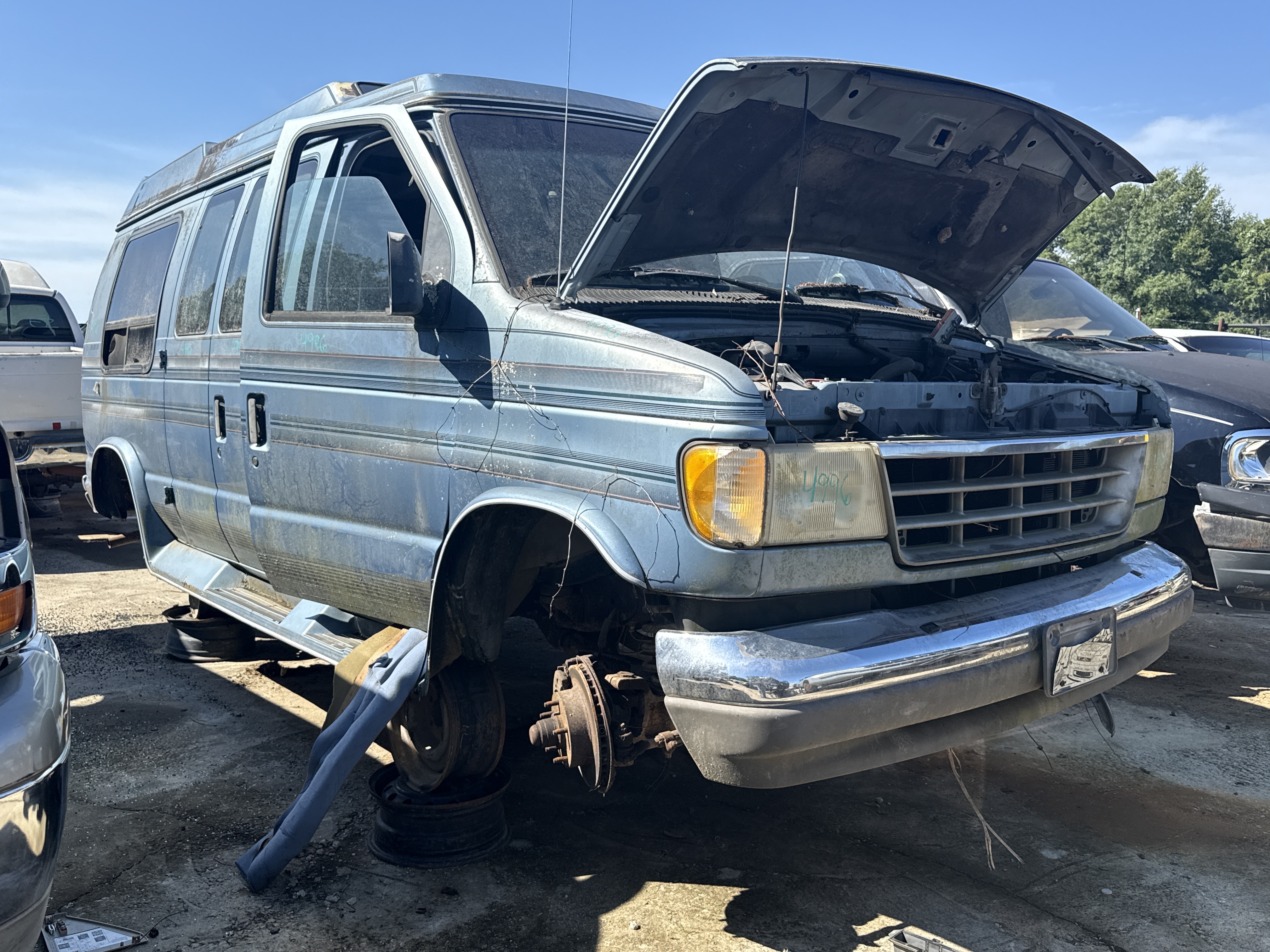 1992 FORD E-150