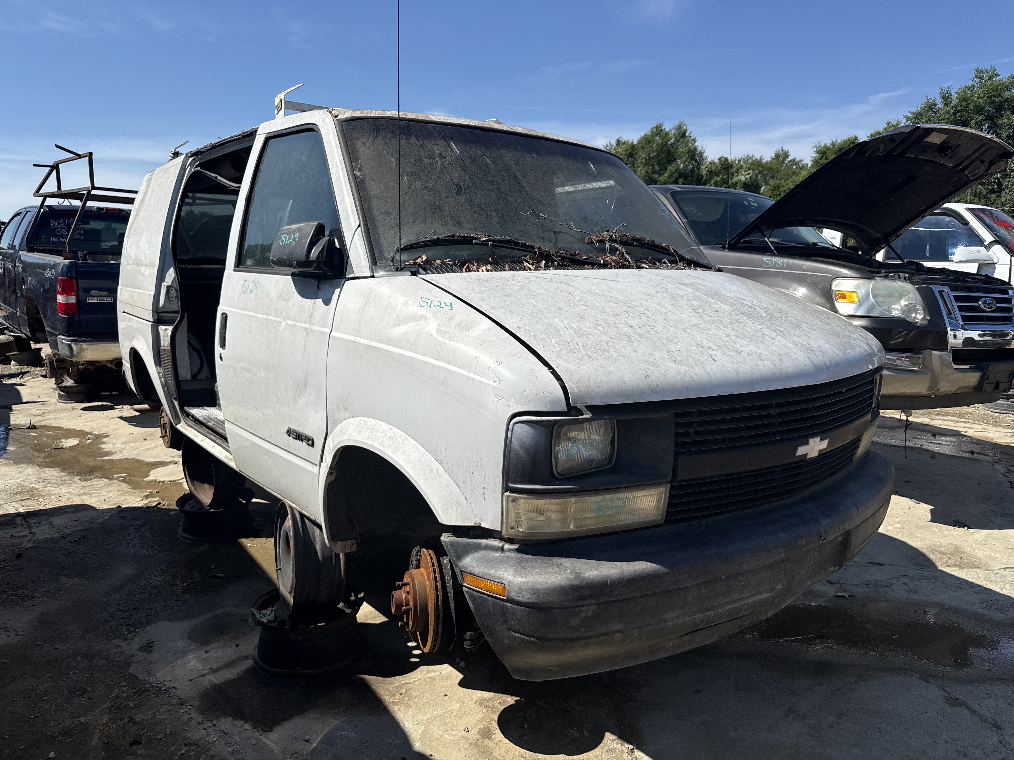 2000 CHEVROLET Astro Van