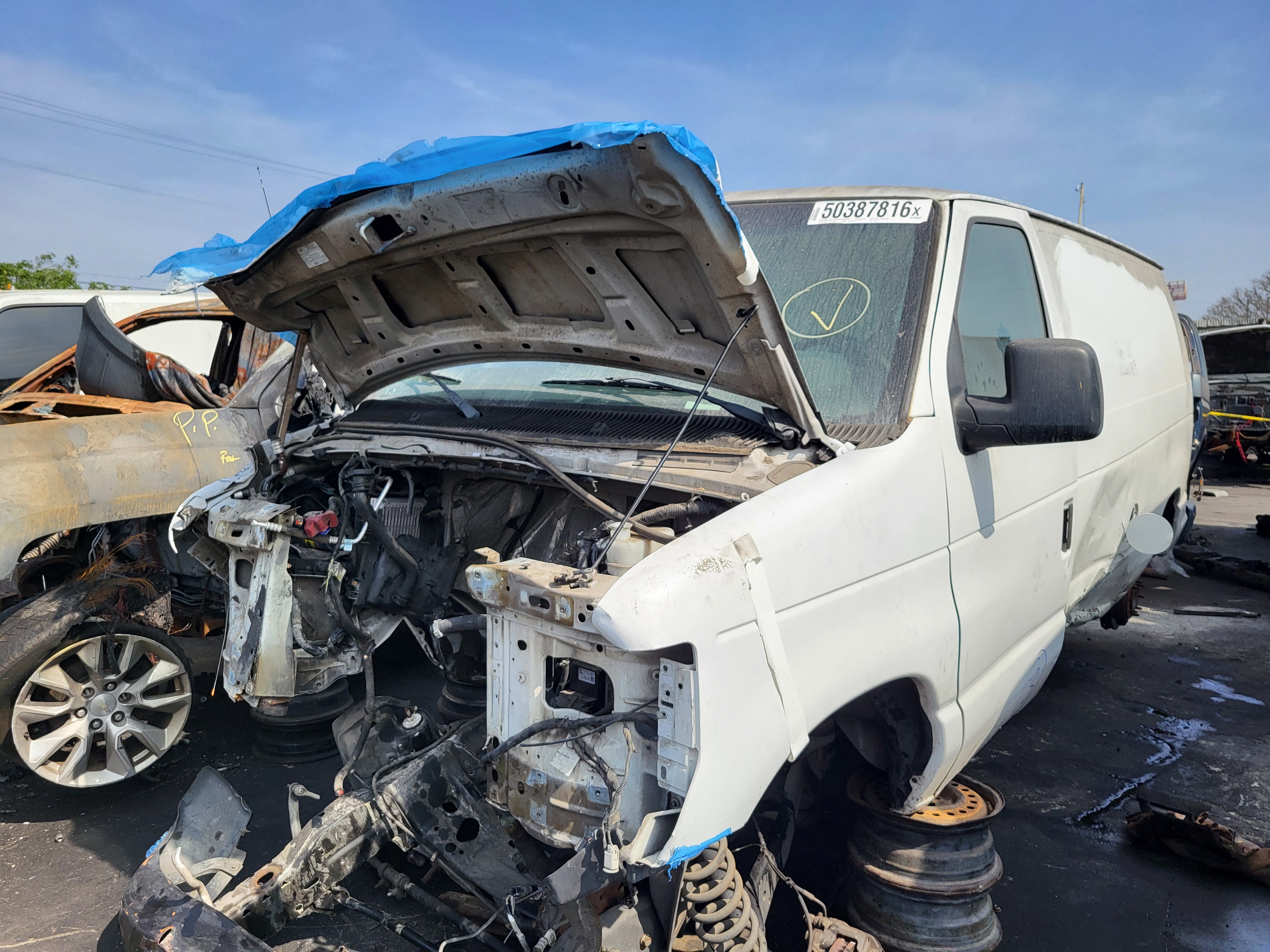 2013 FORD E-150