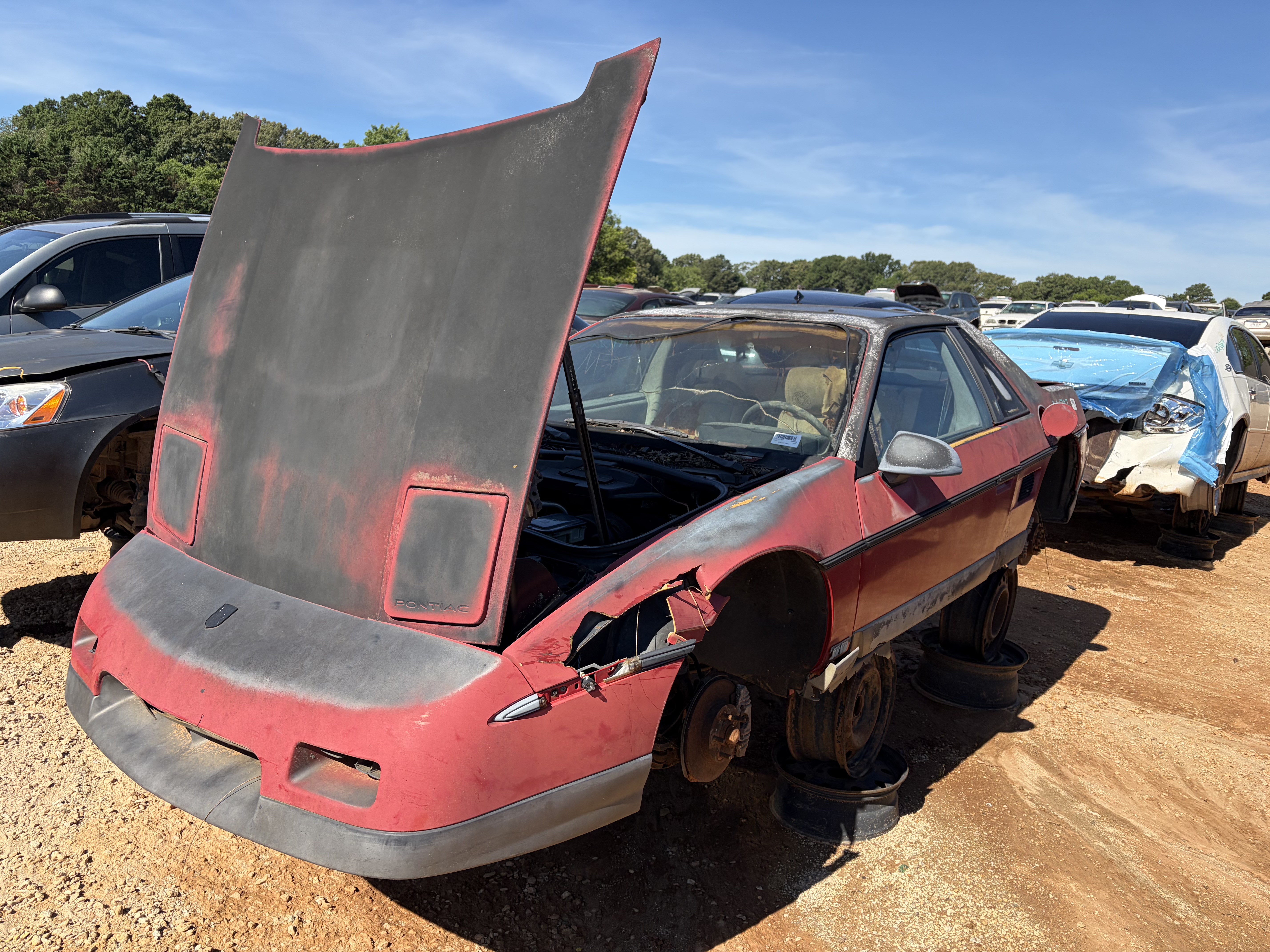 1985 PONTIAC Fiero