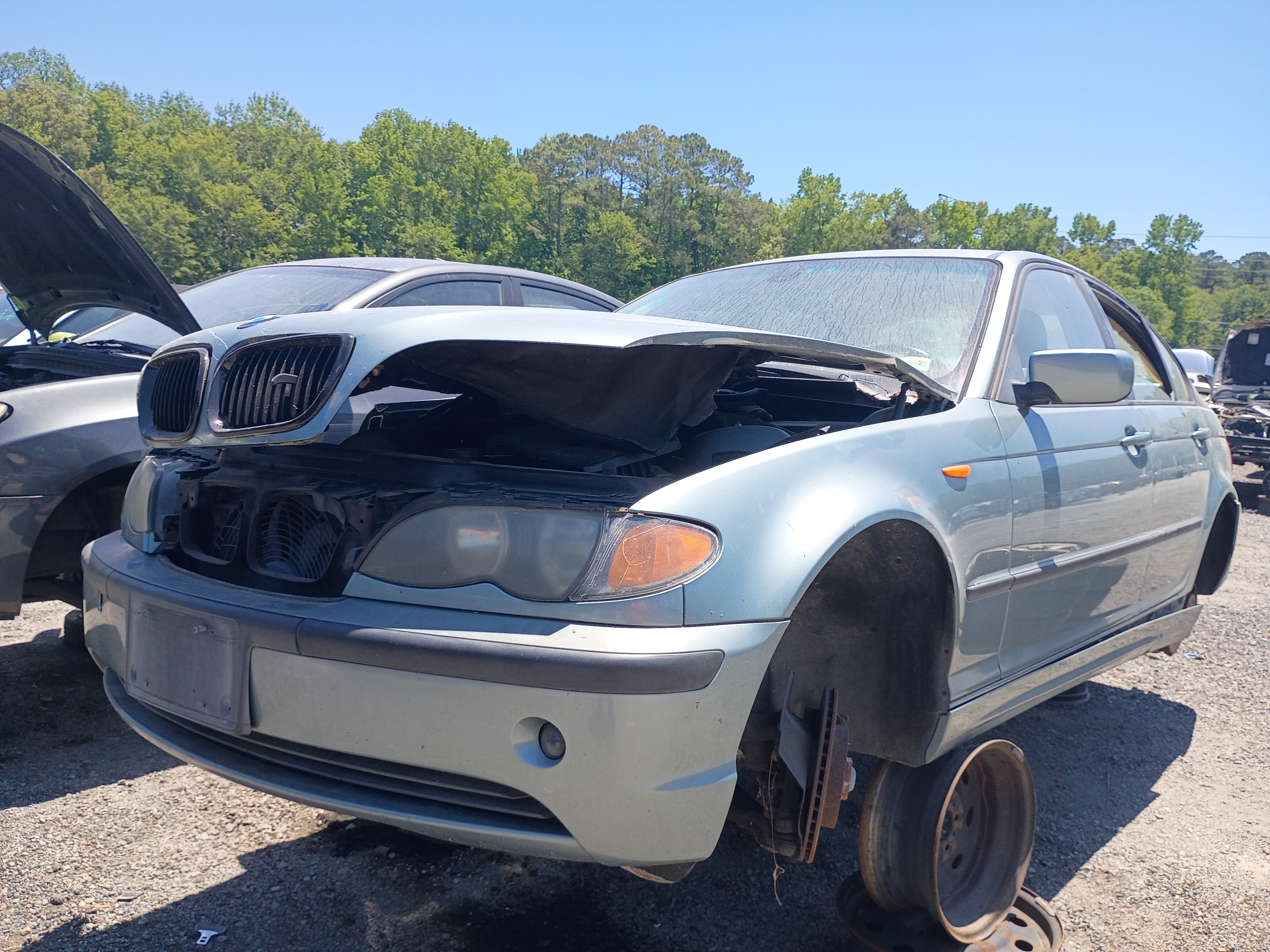 2005 BMW 325i