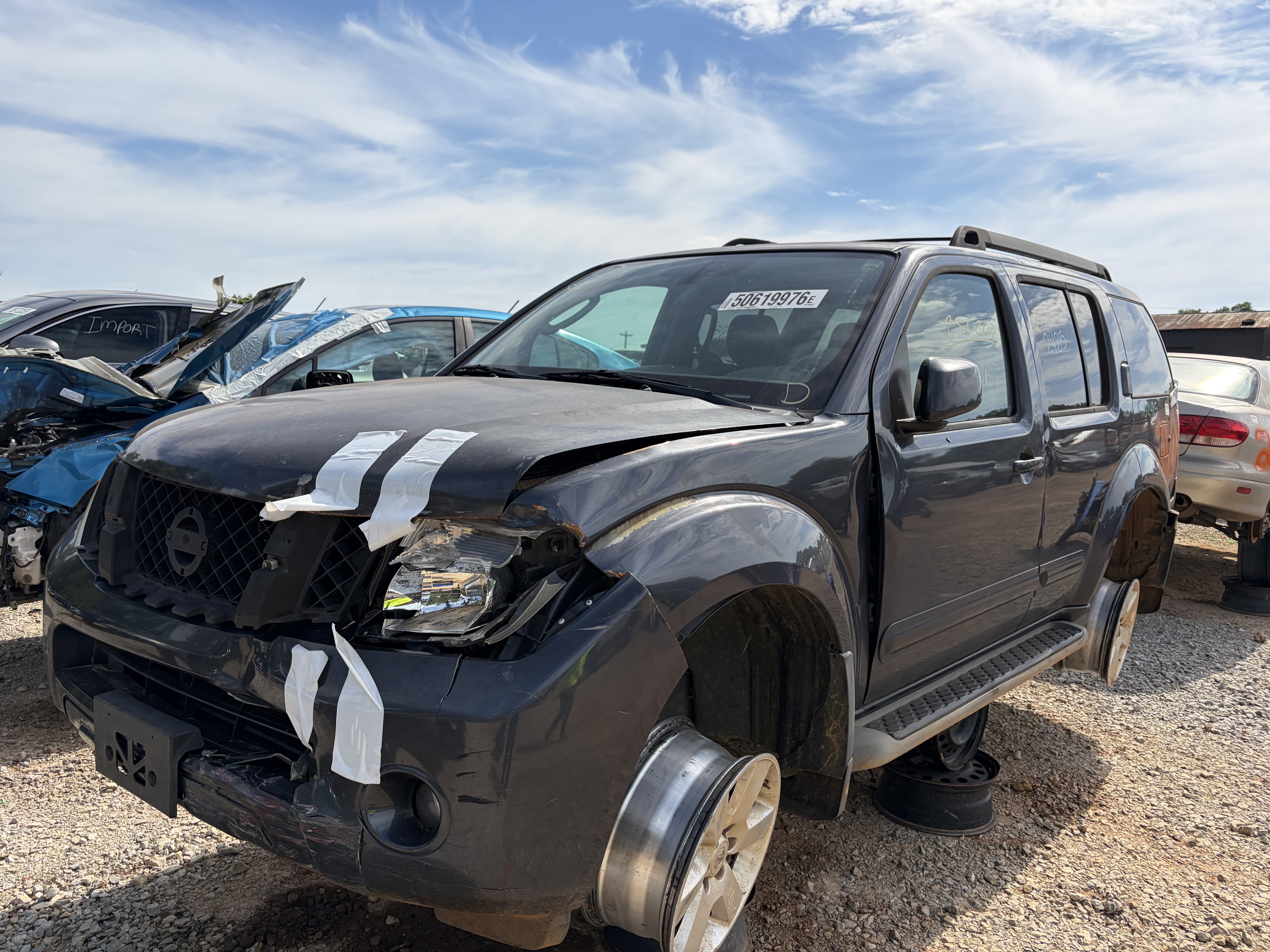 2012 NISSAN Pathfinder