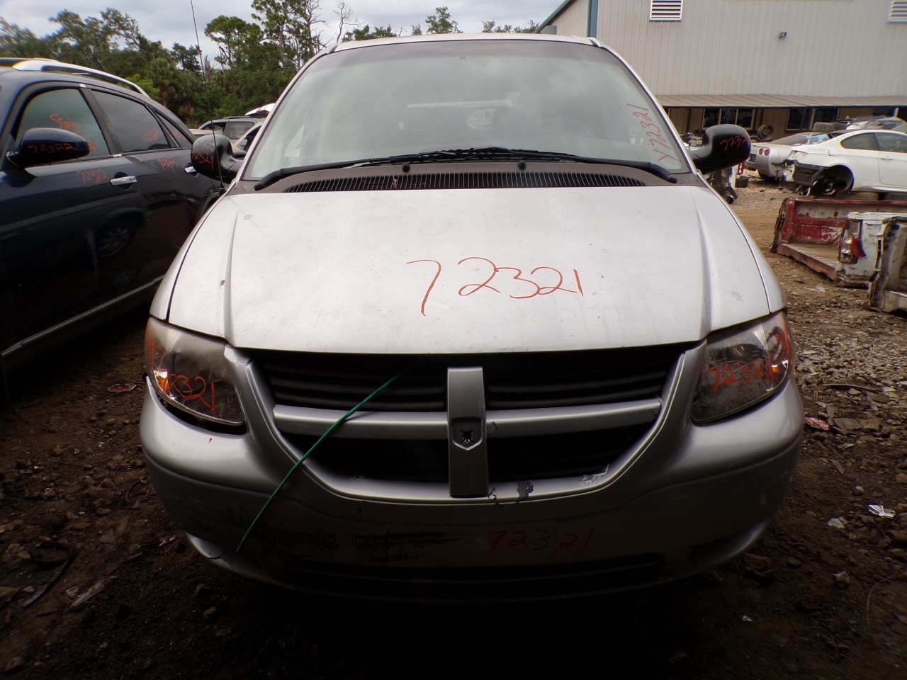 2006 CHRYSLER Town and Country