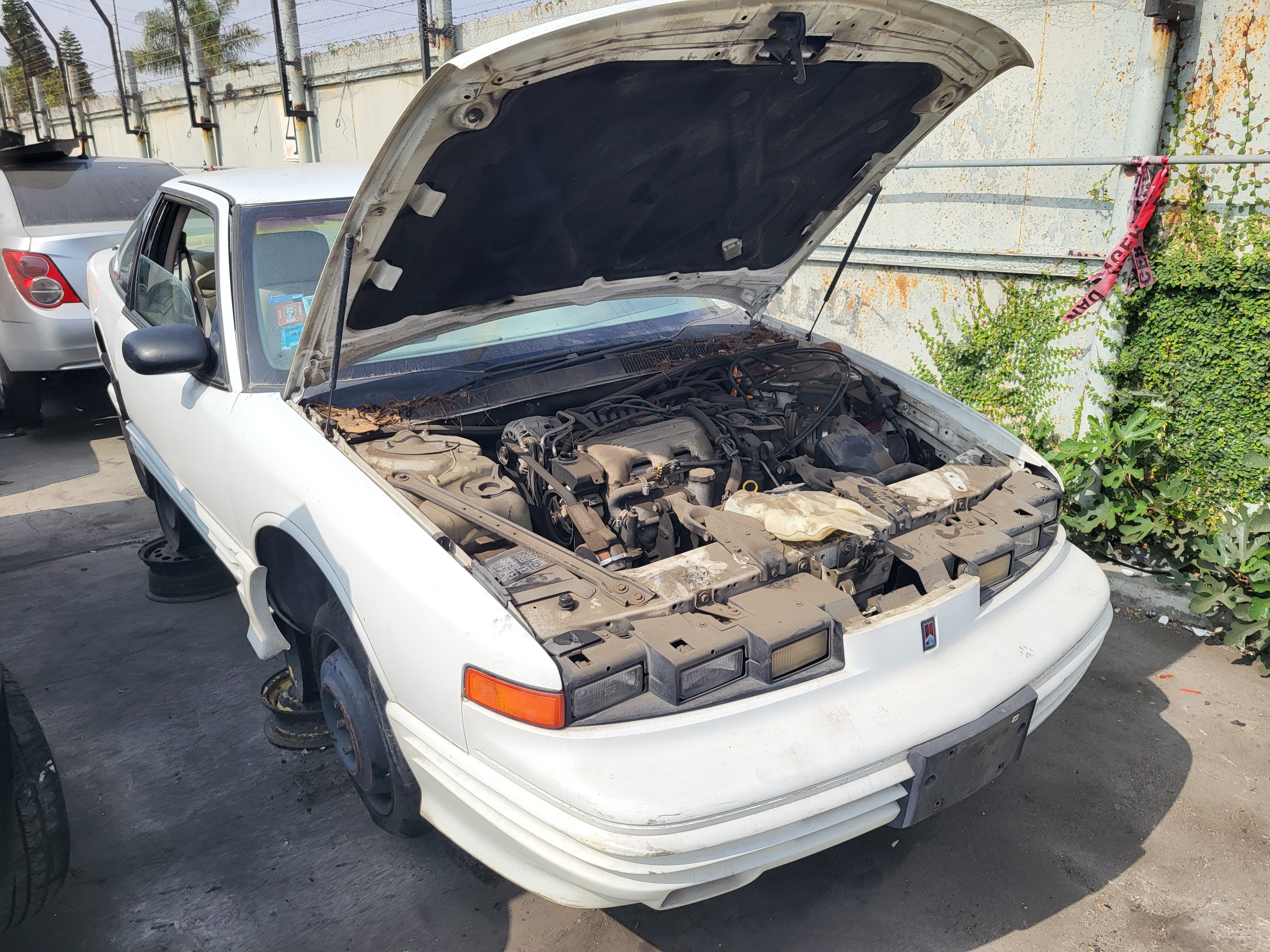 1997 OLDSMOBILE Cutlass Supreme